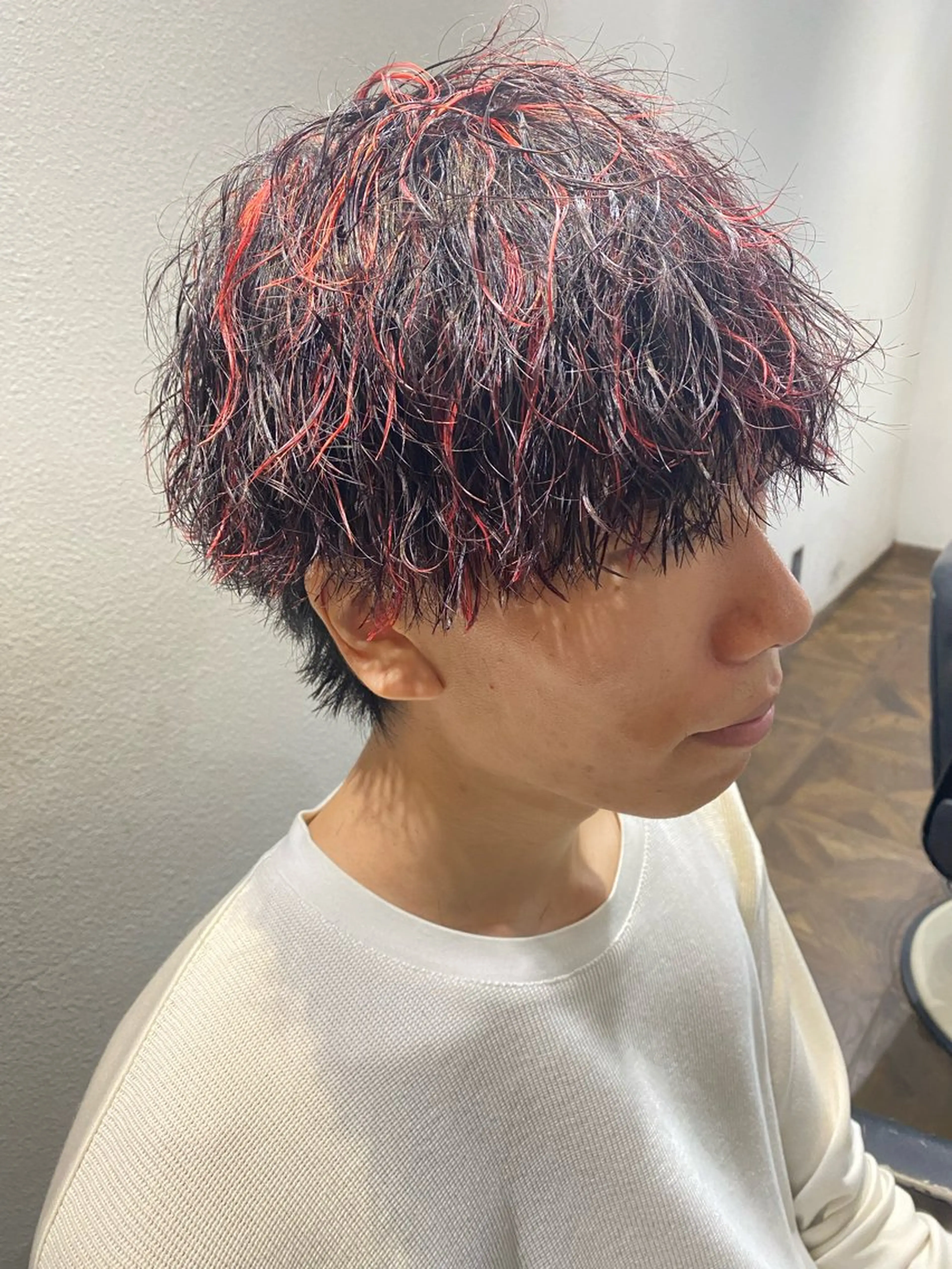 ミディアム パーマ ミディアムパーマ ツイストスパイラルパーマ ハイライト スパイラルパーマ パーマ SOLANA所属・【髪質改善】 むかいみきのヘアスタイル