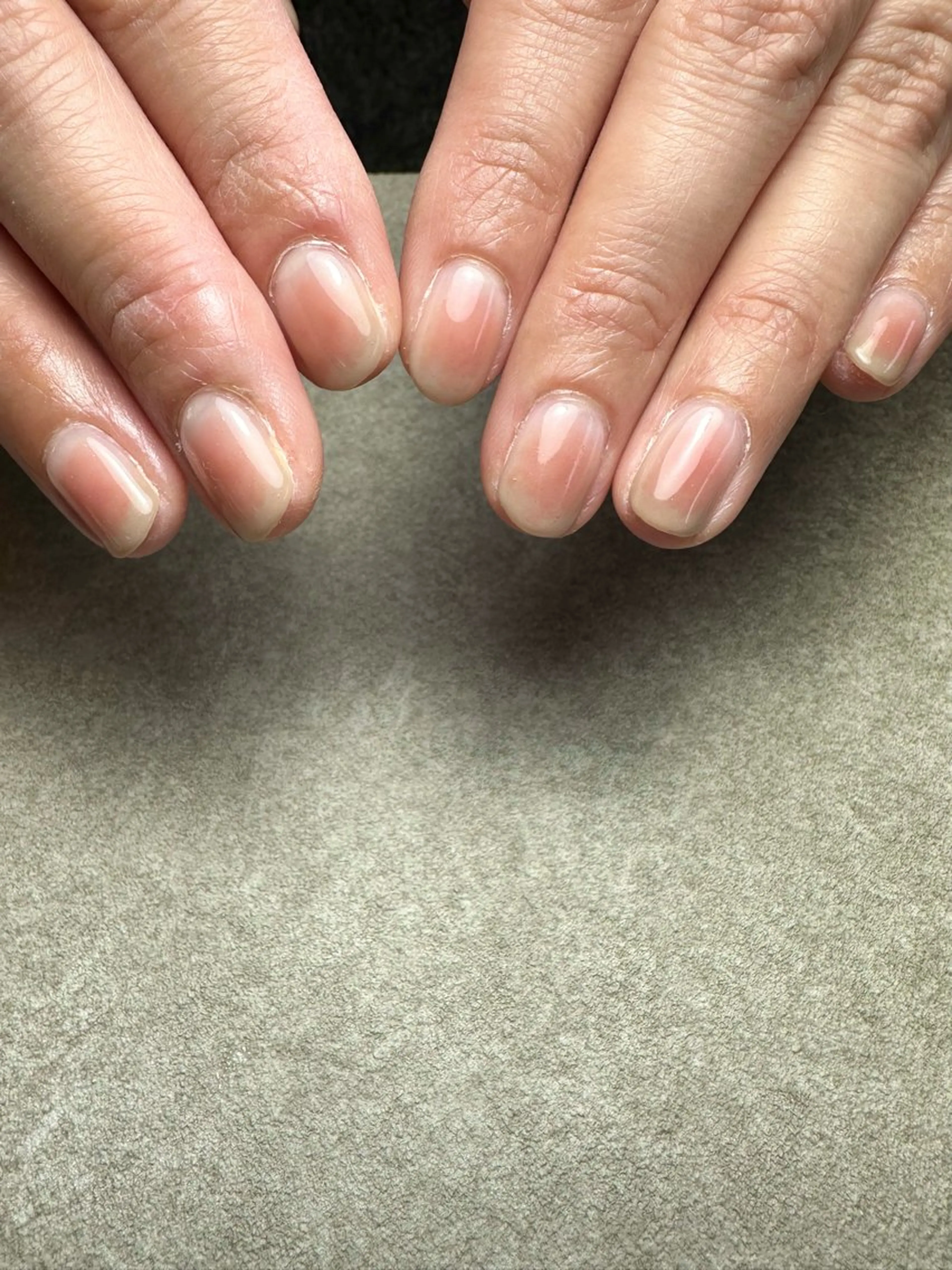 ネイル チークネイル シンプルネイル nailroom Anmie.のネイルデザイン