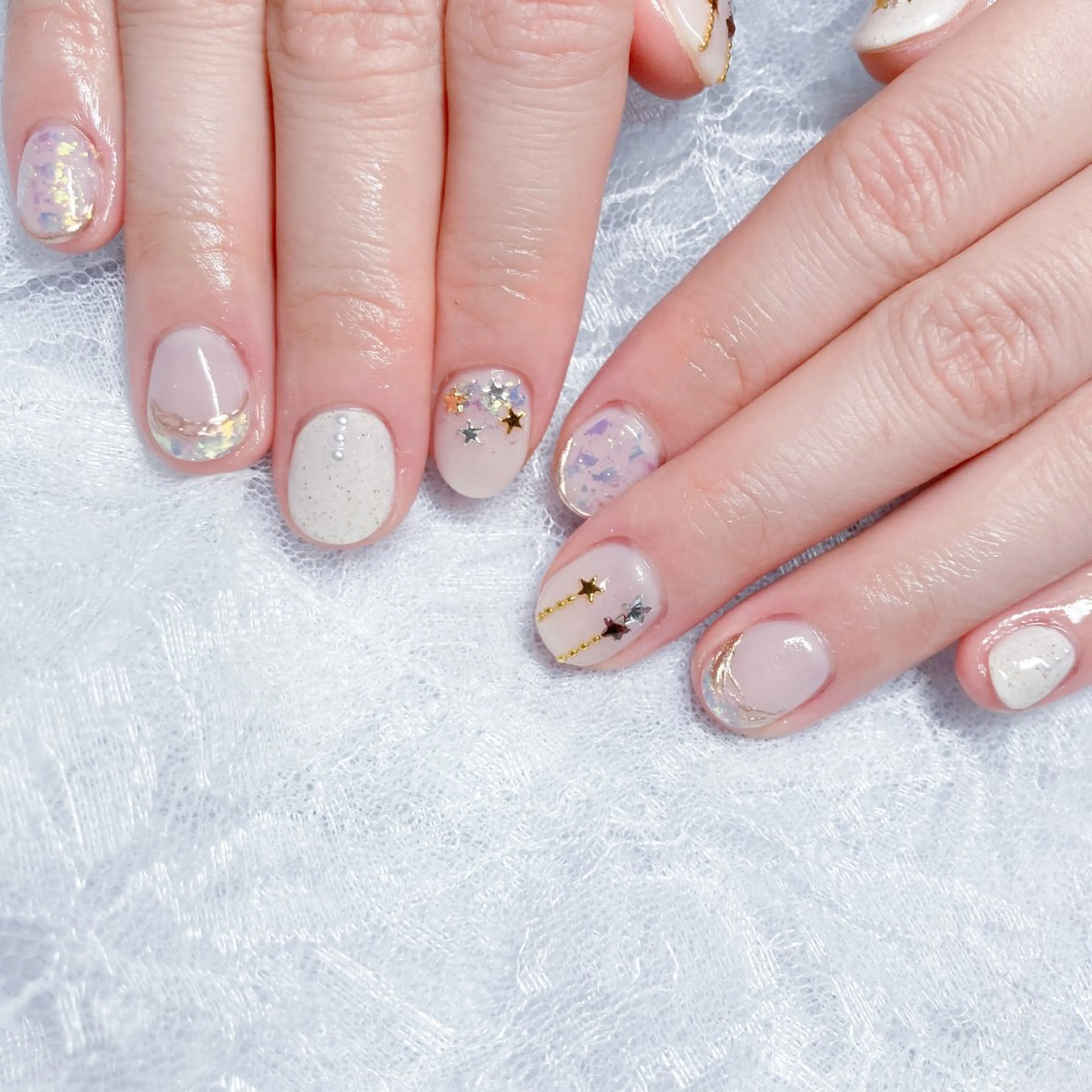 ネイル キラキラネイル ラメ(グリッター) ミラーネイル 持ち込み ワンカラーネイル ハンドネイル Terrace＋所属・Terrace＋ Nailのネイルデザイン