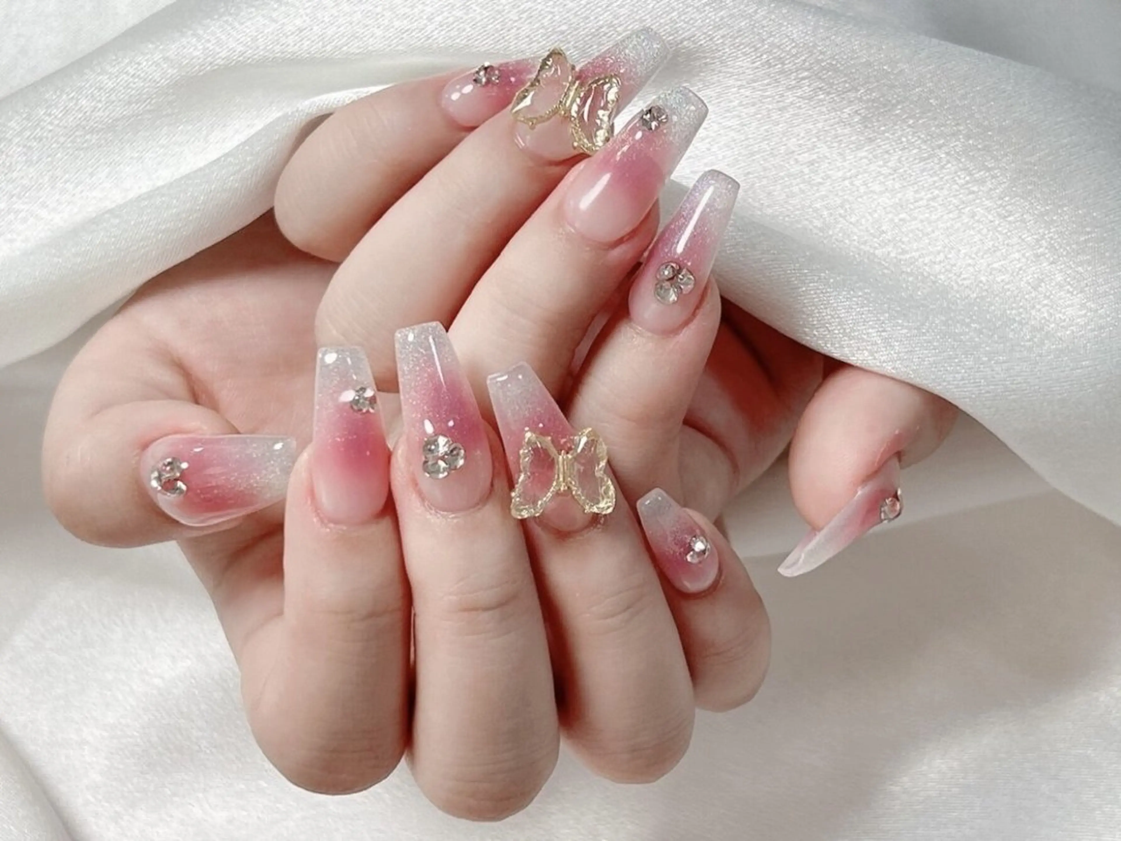 ネイル ハンドネイル 【パラジェル・フィルイン】 T&BNAIL STUDIO所属・ナ サギ ロング無制限中のネイルデザイン