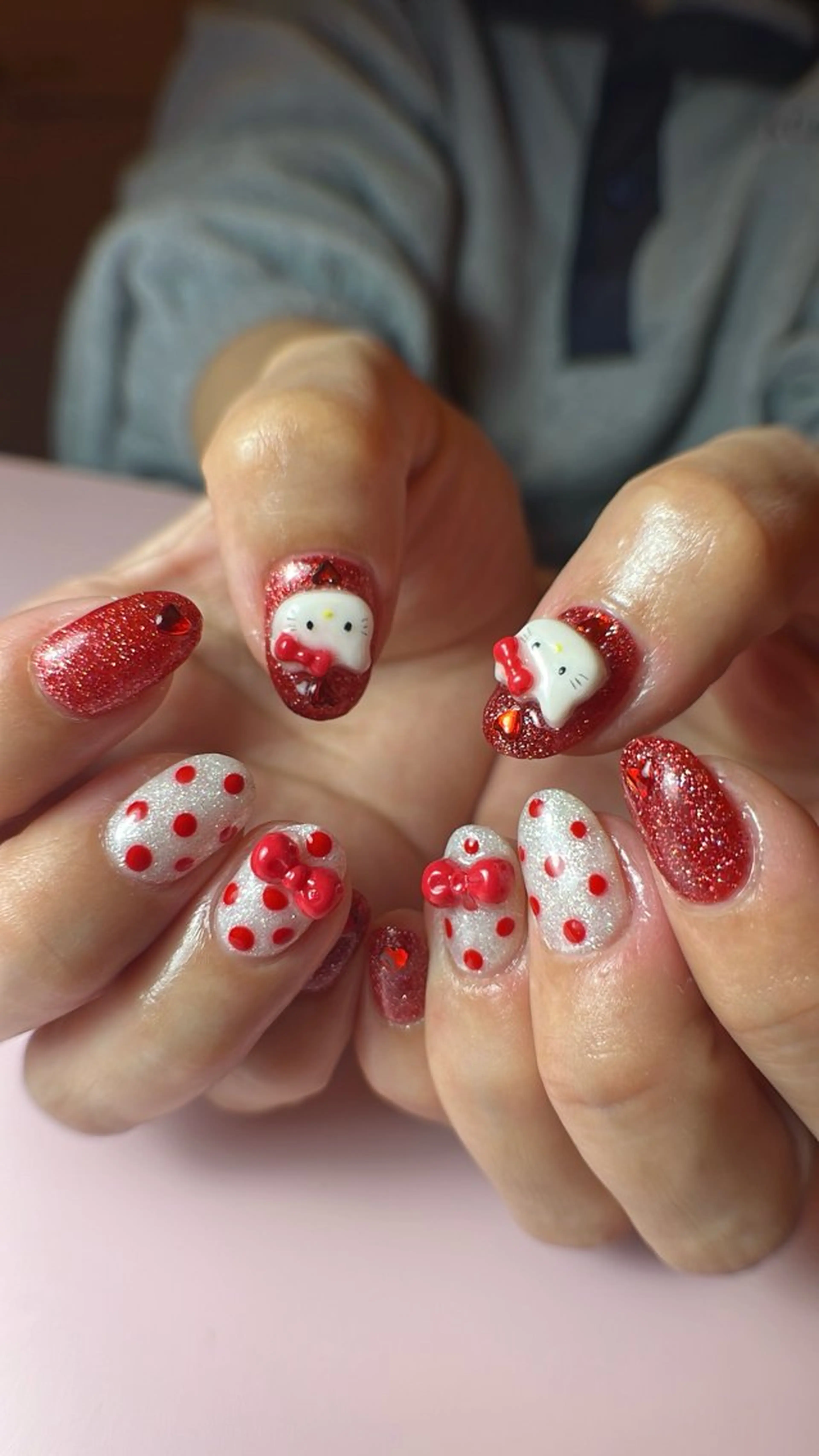 ネイル ハンドネイル ハンドケア ナツインフィニティ ネイルズ（なつ）のネイルデザイン