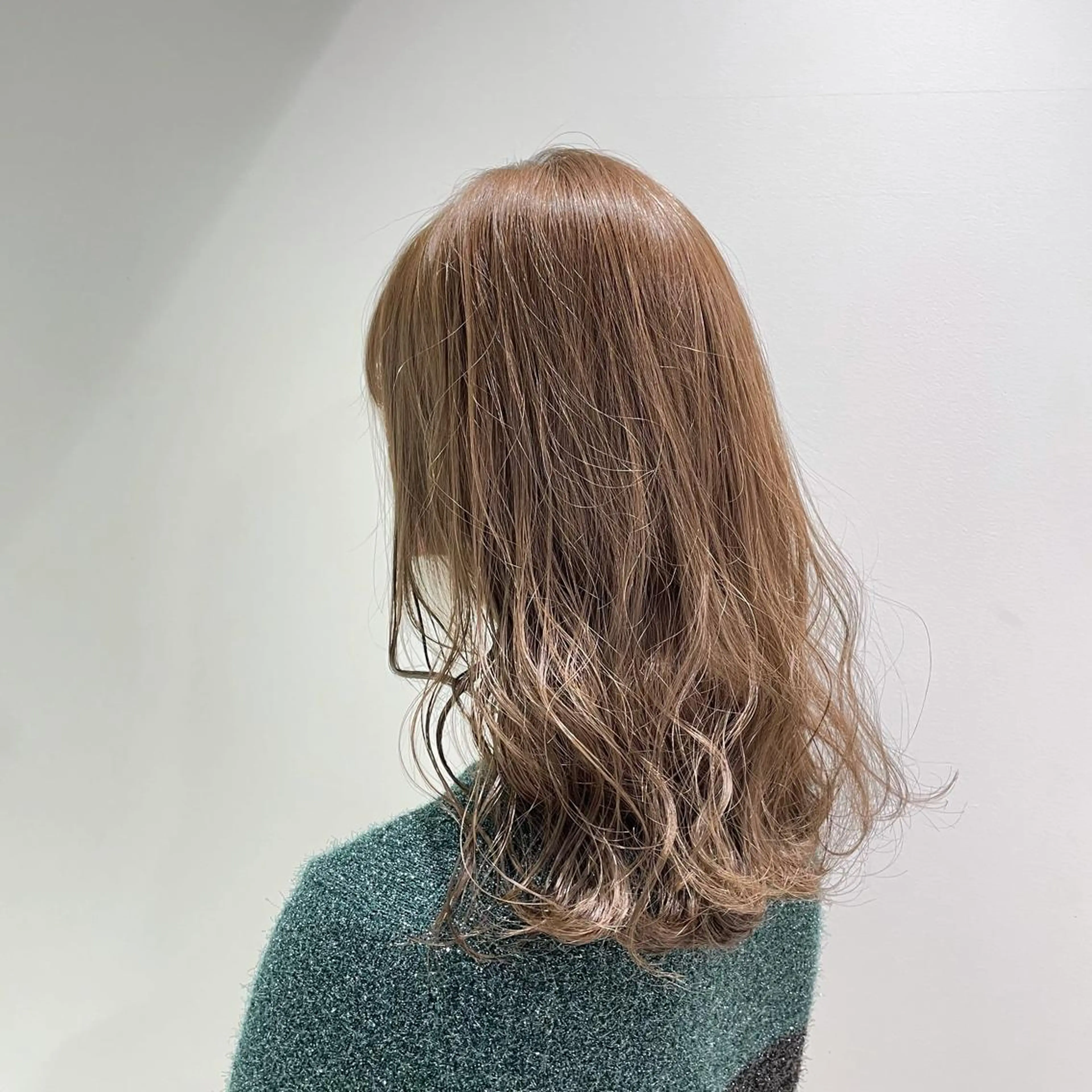 セミロング カラー ヘアカラー トリートメント ヘアセット I'S.横浜所属・赤み消しカラー 🍀JUNKIのヘアスタイル