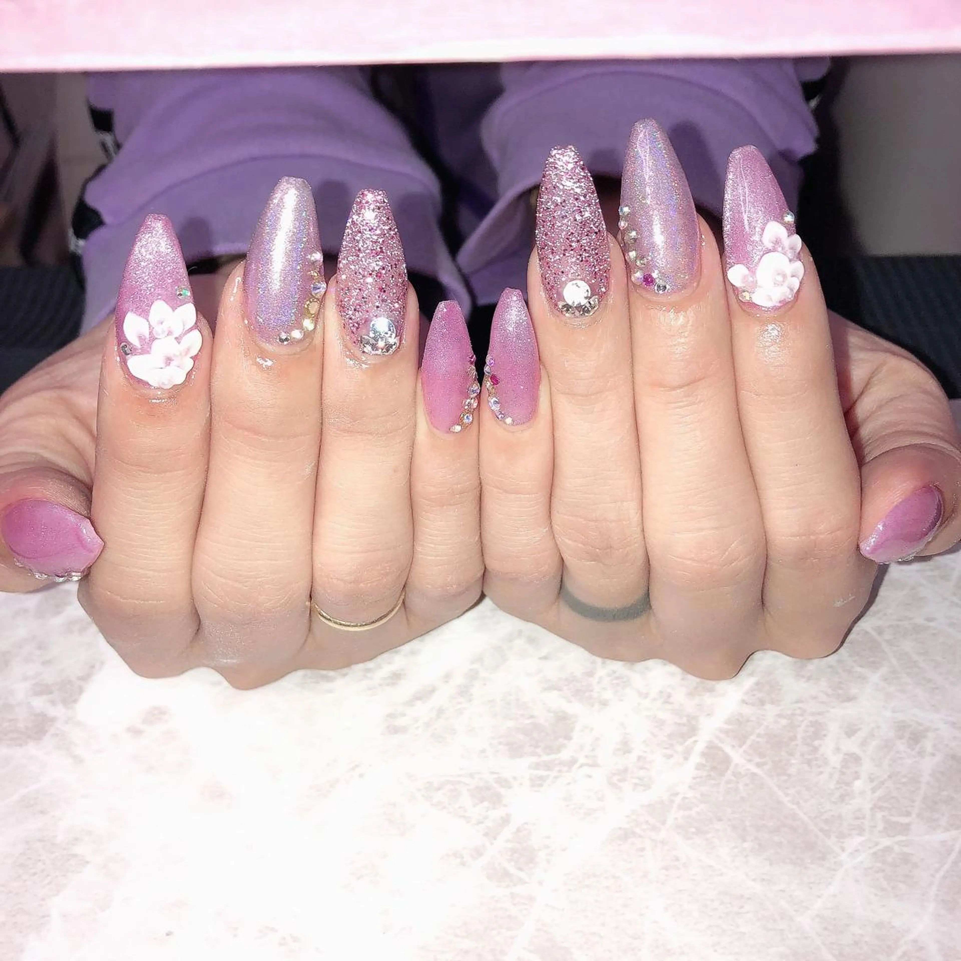 ネイル L'ea  Rose レア・ローズのネイルデザイン