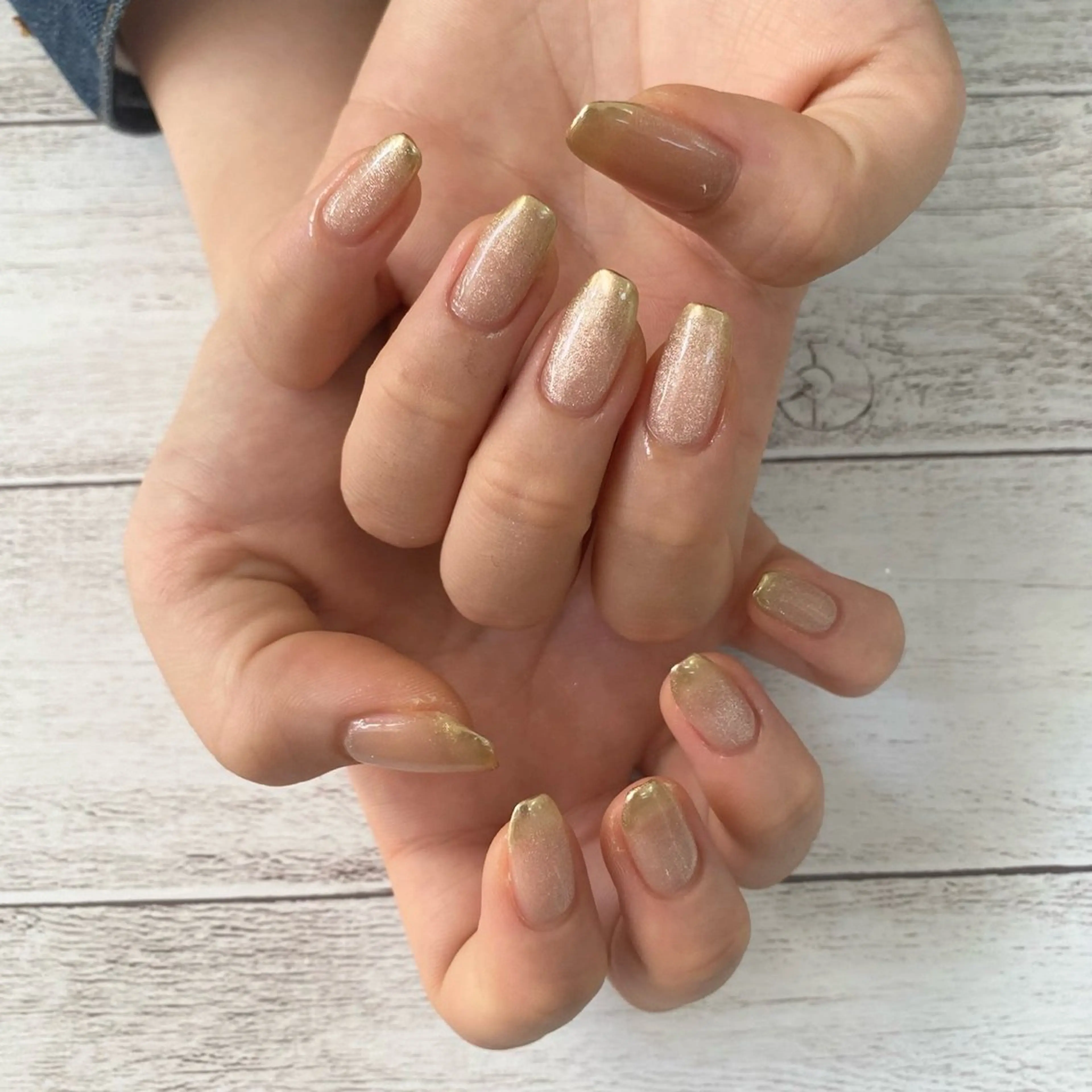 ネイル グラデーション ミラーネイル オフィスネイル ワンカラーネイル シンプルネイル ハンドネイル nail salon muuのネイルデザイン