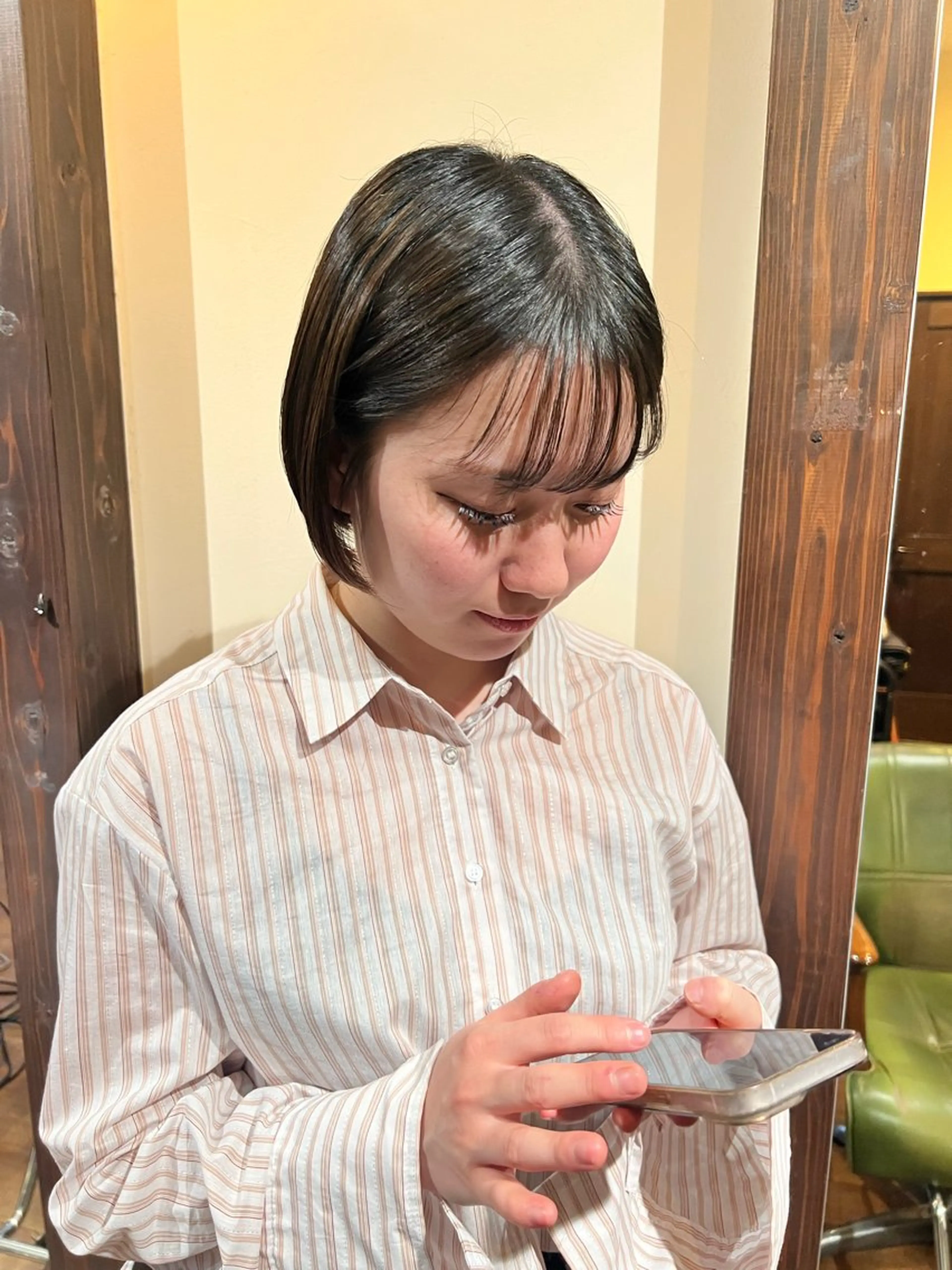 ショート ショートヘア Luster Friends所属・まゆ | 艶カラー | ストレートのヘアスタイル