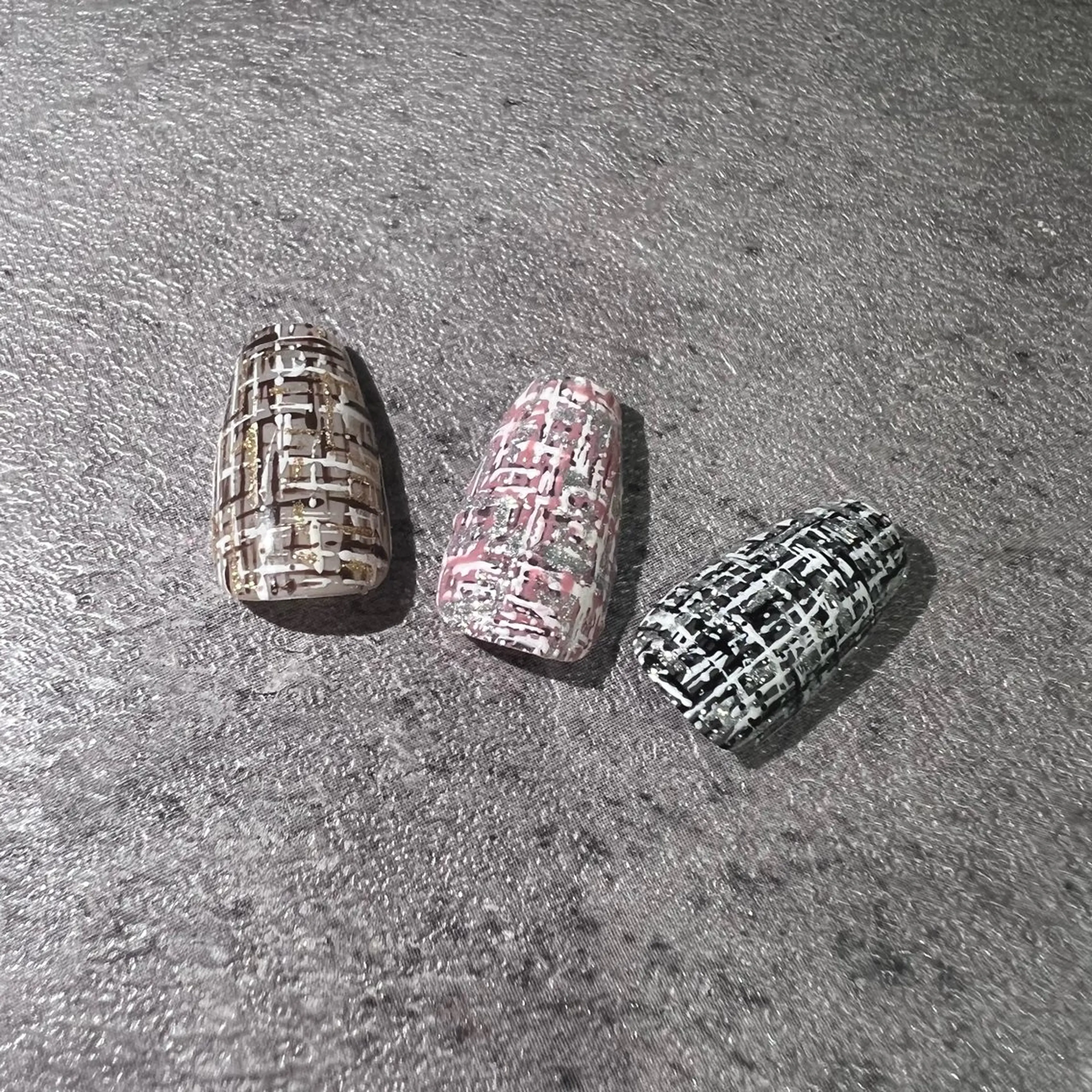 ネイル ツイードネイル y's beauty京橋店のネイルデザイン