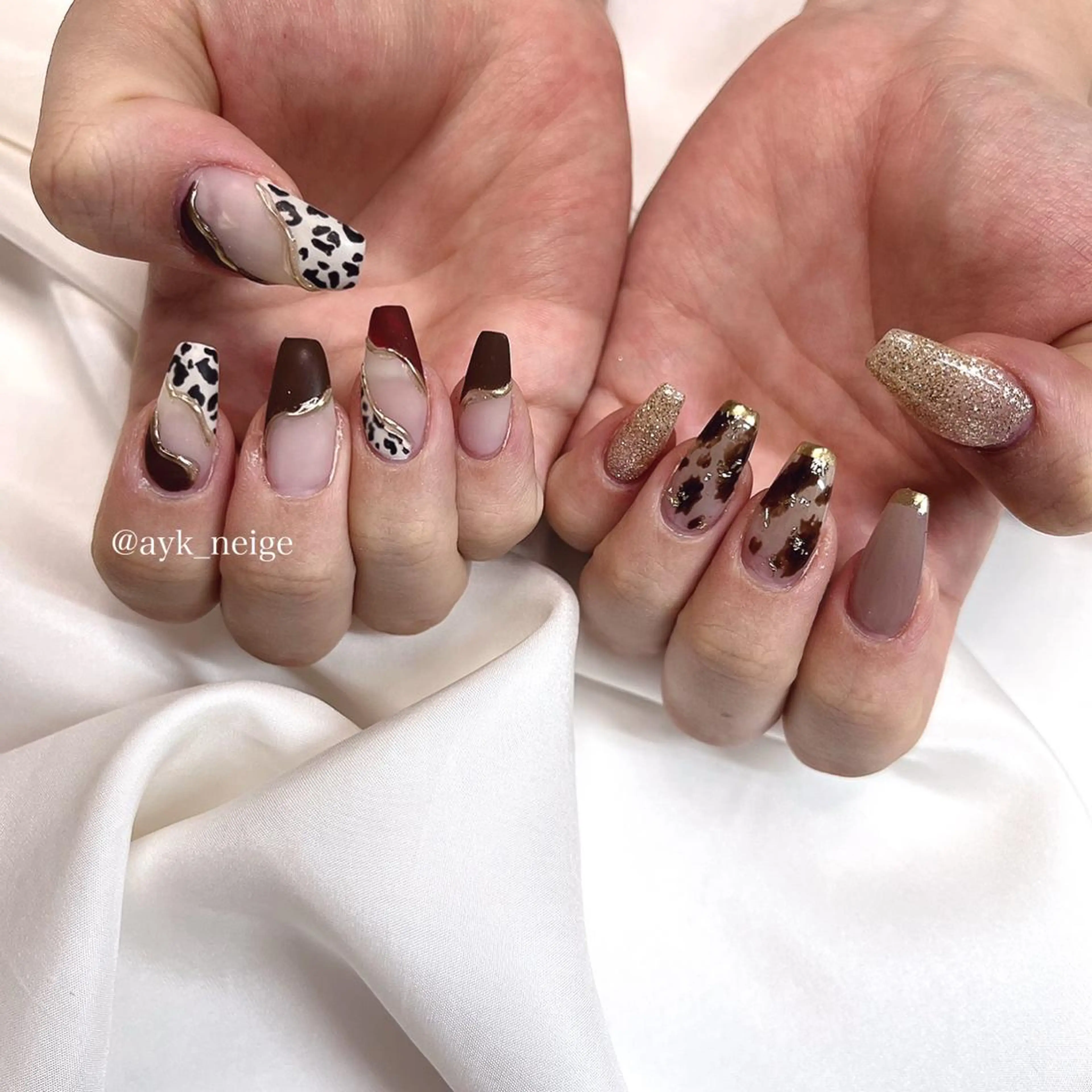 ネイル フットネイル グラデーション キラキラネイル 韓国ネイル マグネットネイル n'eige nail所属・大谷 綾香のネイルデザイン