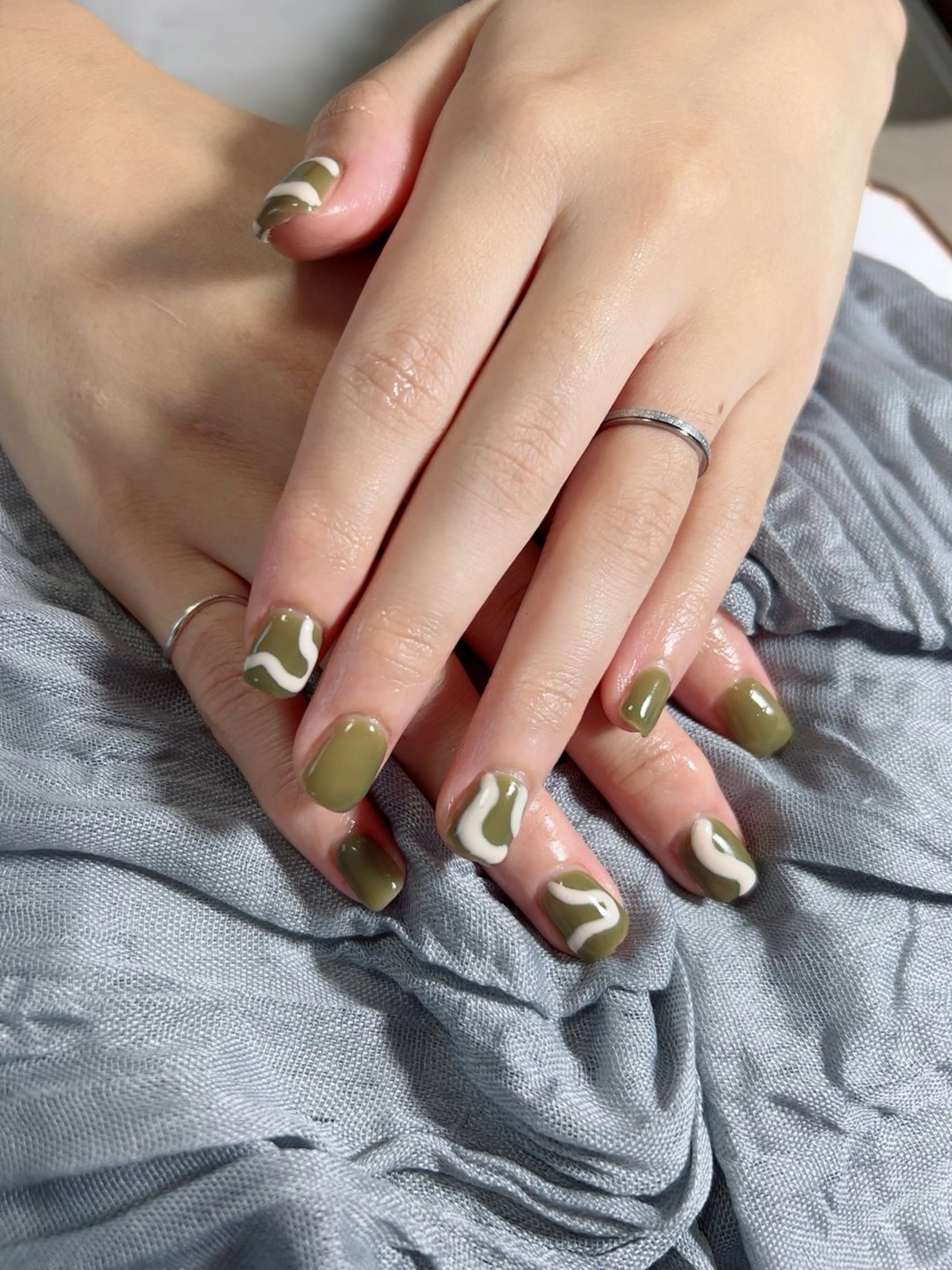 ネイル 持ち込み ハンドネイル nail studio Ulu所属・漆崎 茜のネイルデザイン