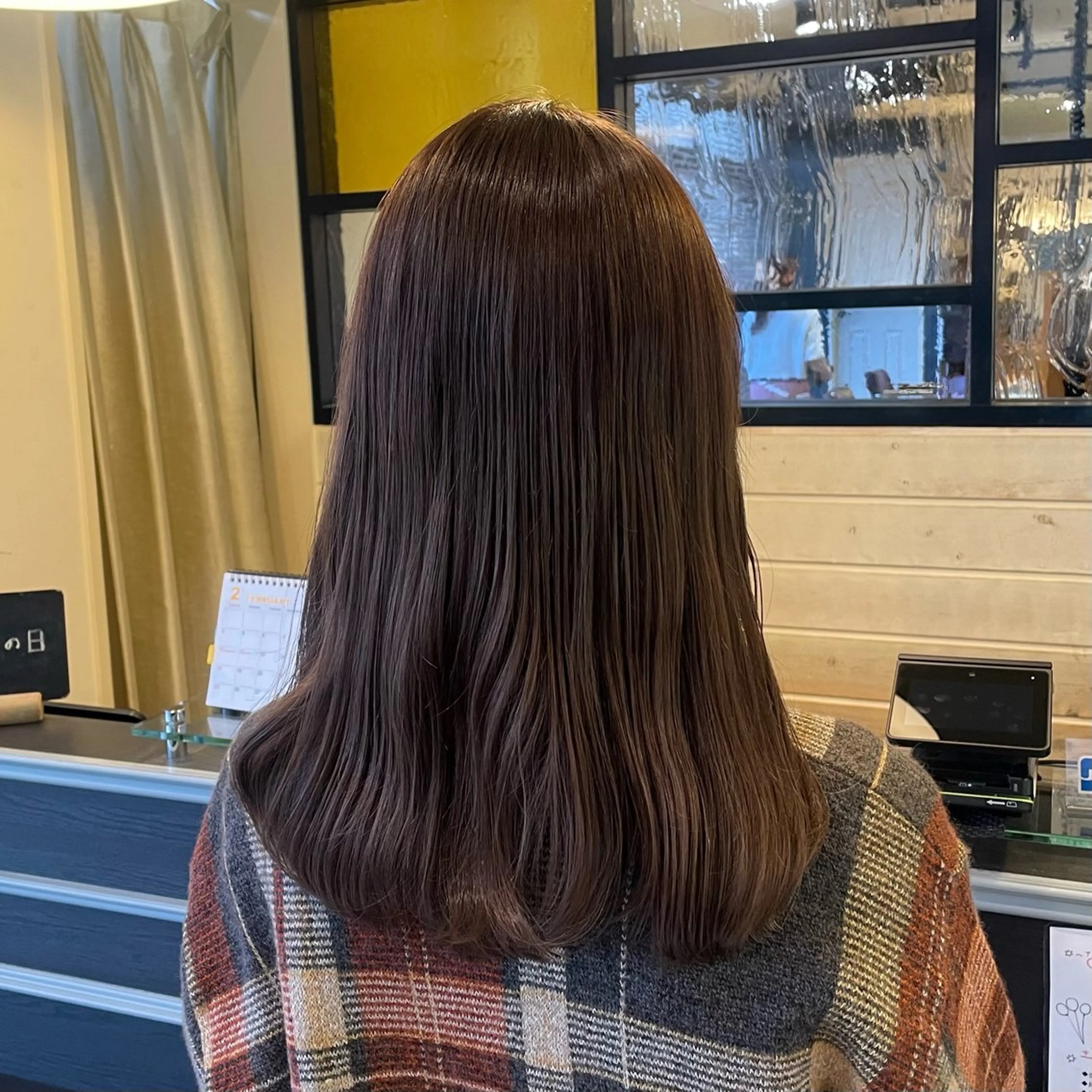 ミディアム カラー スナコザワ レナのヘアスタイル