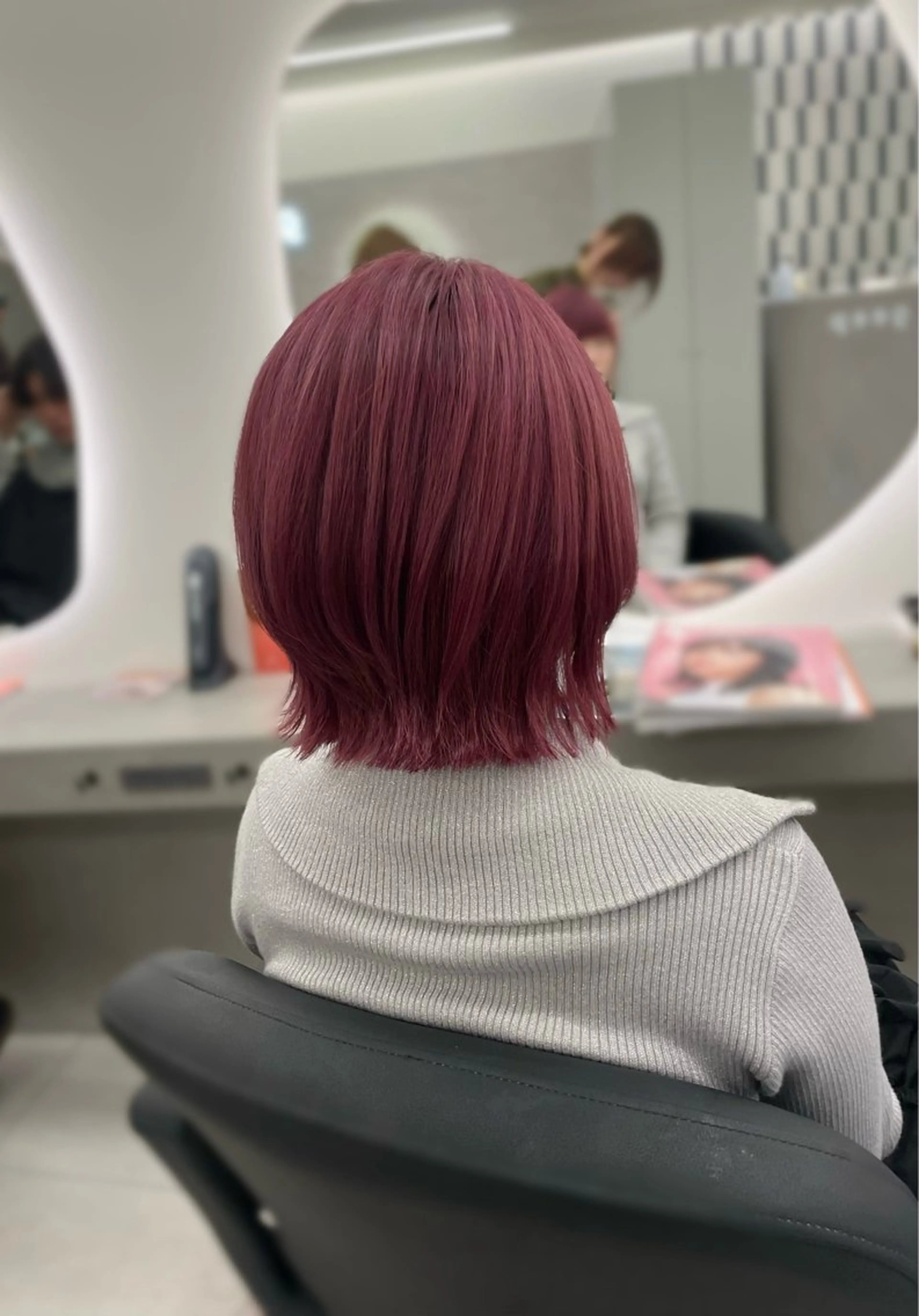 ショート カラー ボブレイヤー ブリーチ ピンクカラー ボブ レイヤーカット カット ヘアカラー トリートメント 愛華 【geep】のヘアスタイル