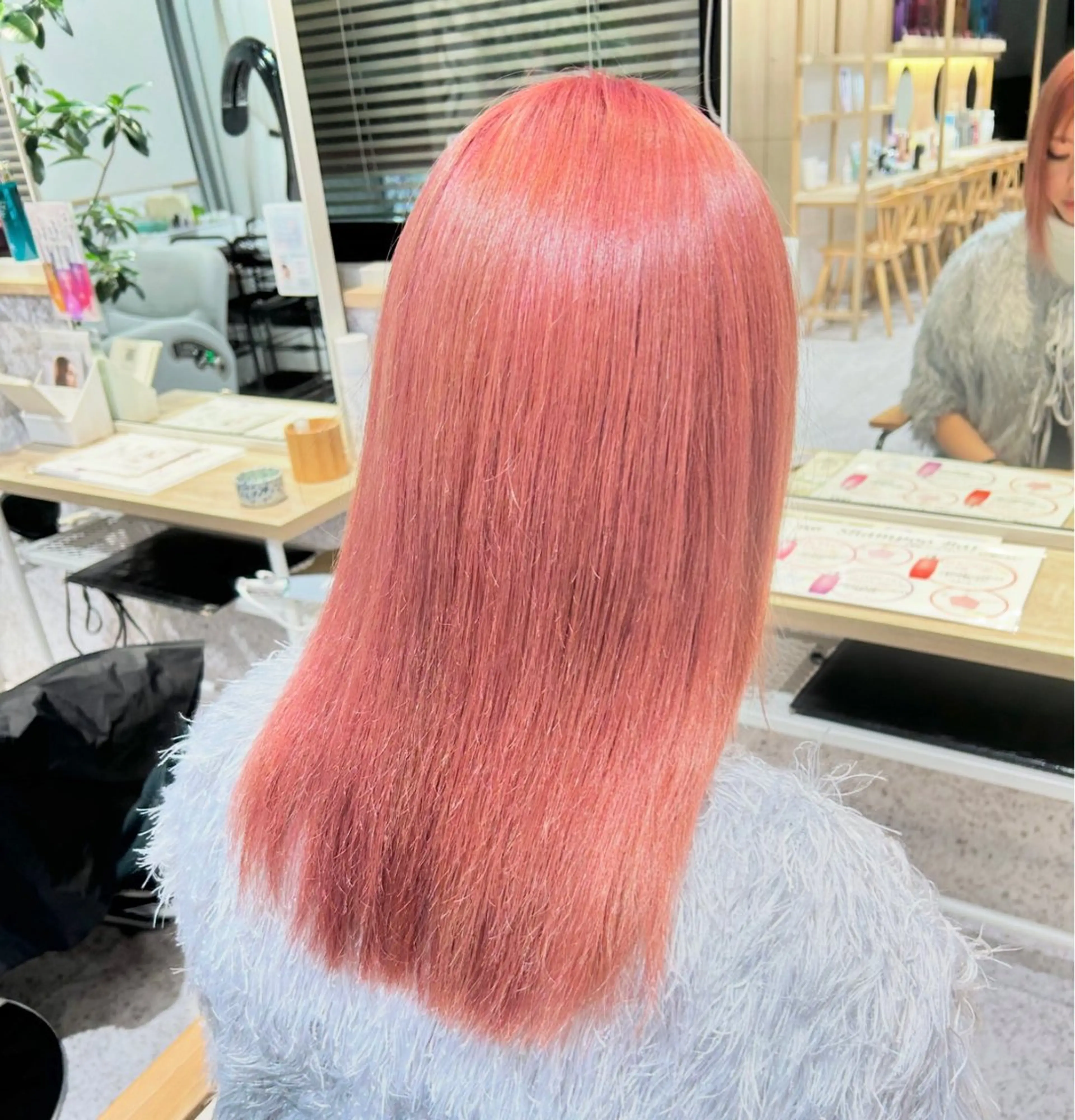 カラー ヘアカラー ♡ハイトーン★ ネイル/しの♡のヘアスタイル