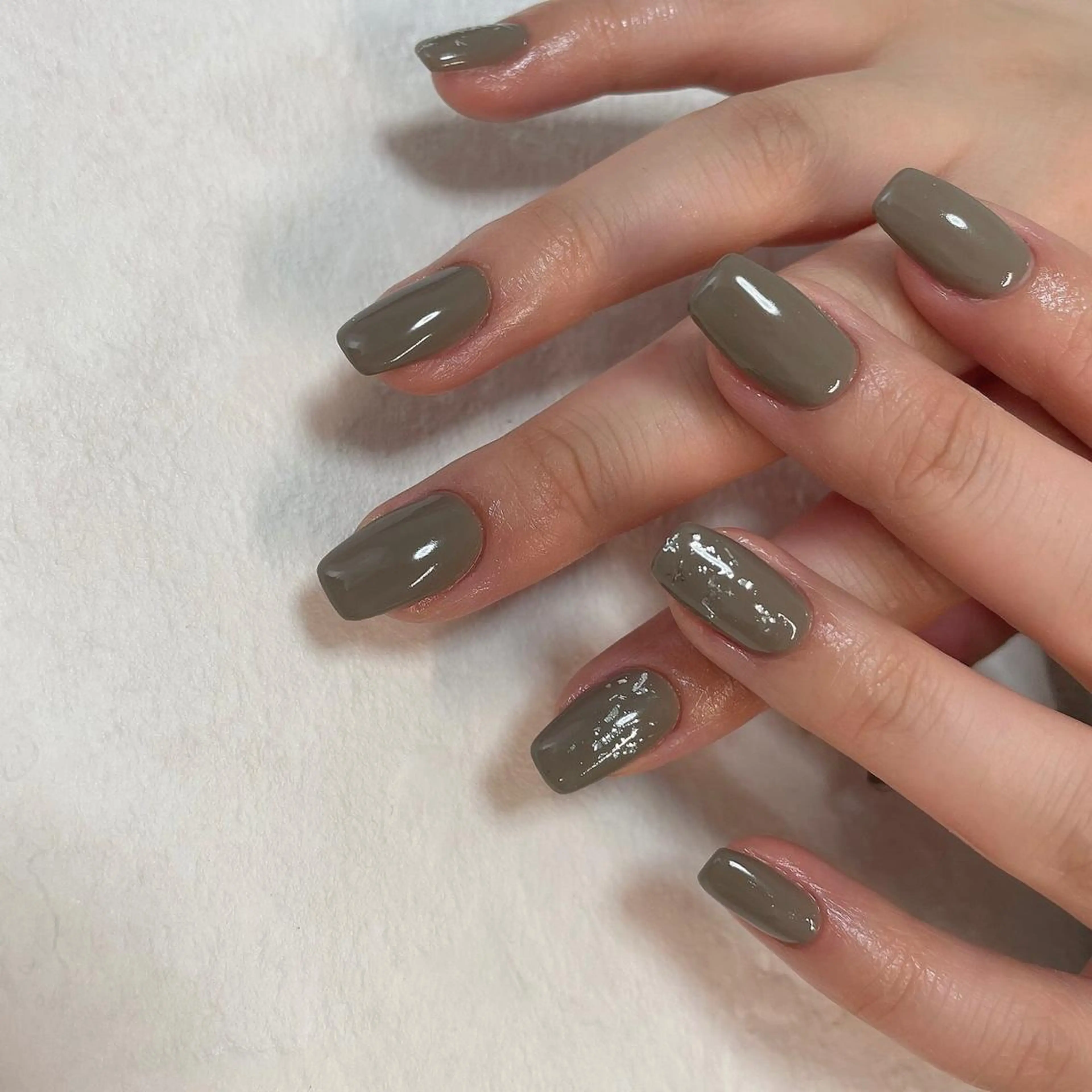 ネイル 長さ出し ラメ(グリッター) ハンドネイル lilbondir. chiharuのネイルデザイン