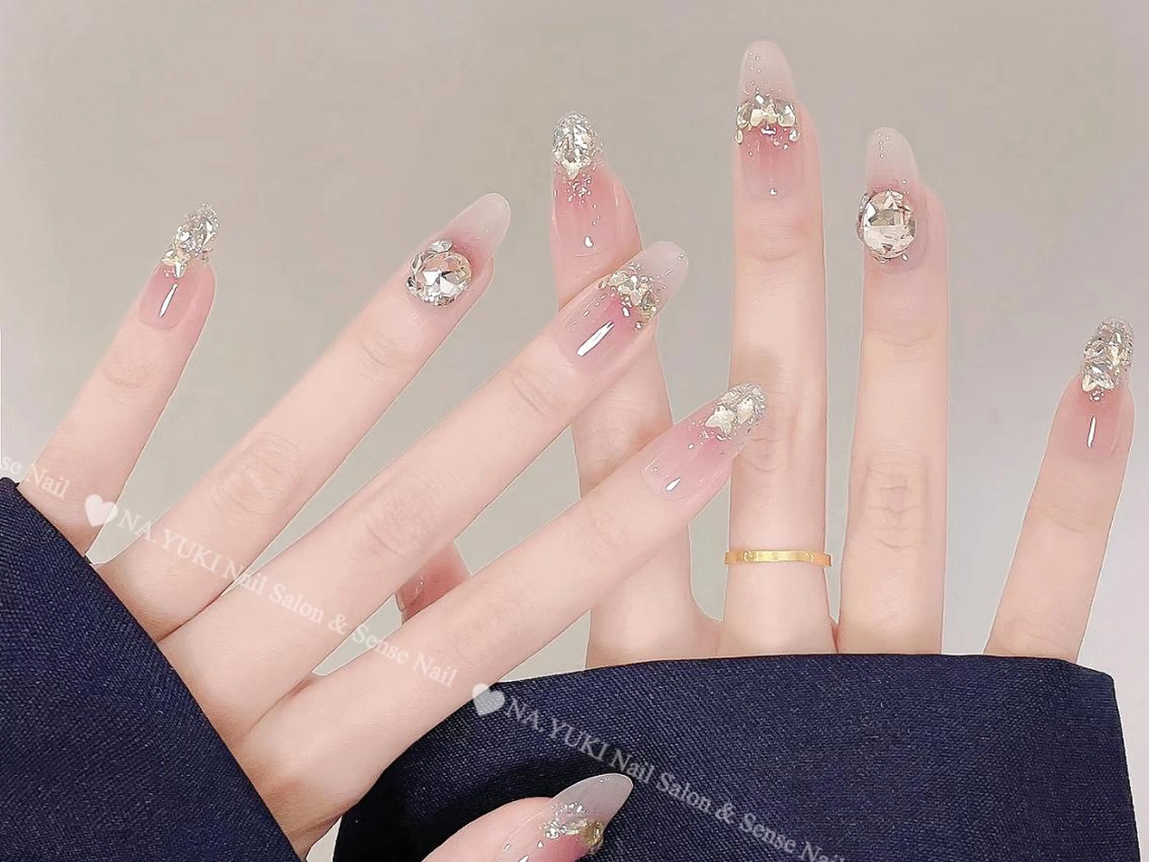 ネイル Mina. 🦢のネイルデザイン