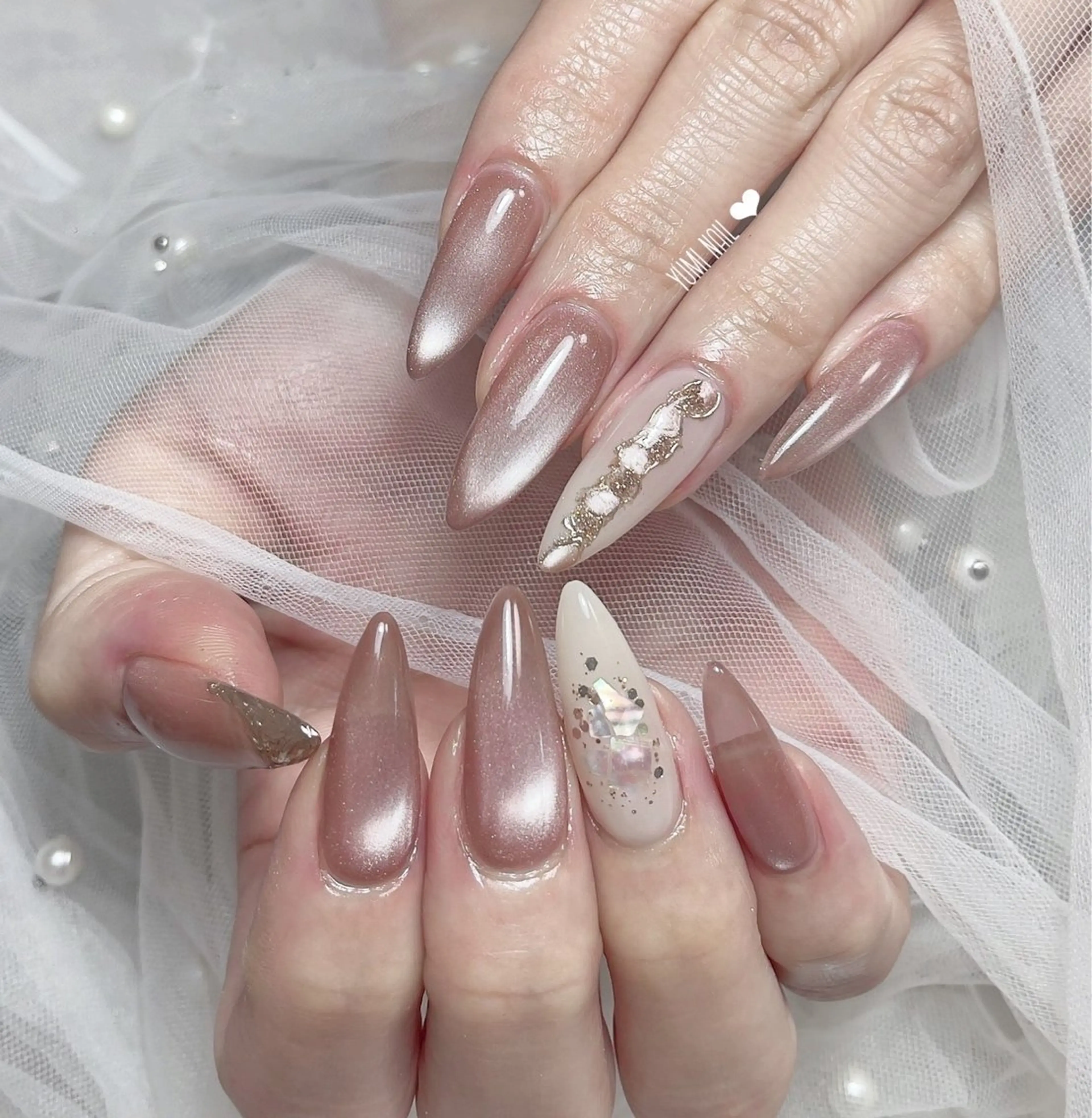 ネイル ハンドネイル 𝐲𝐮𝐦𝐢🎀 長さ出しデザイン専門のネイルデザイン