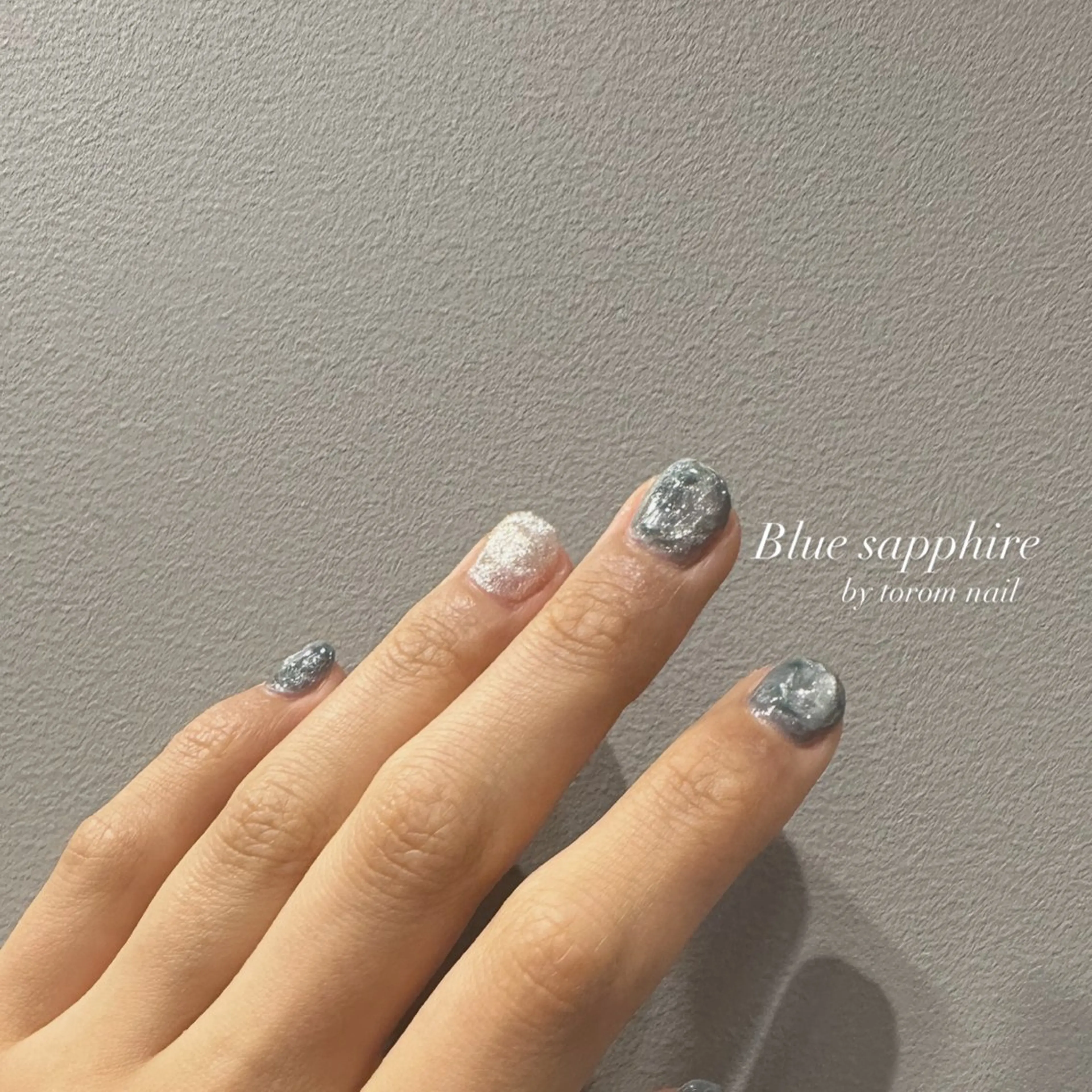 ネイル 氷ネイル・うるうるネイル キラキラネイル torom yukiのネイルデザイン