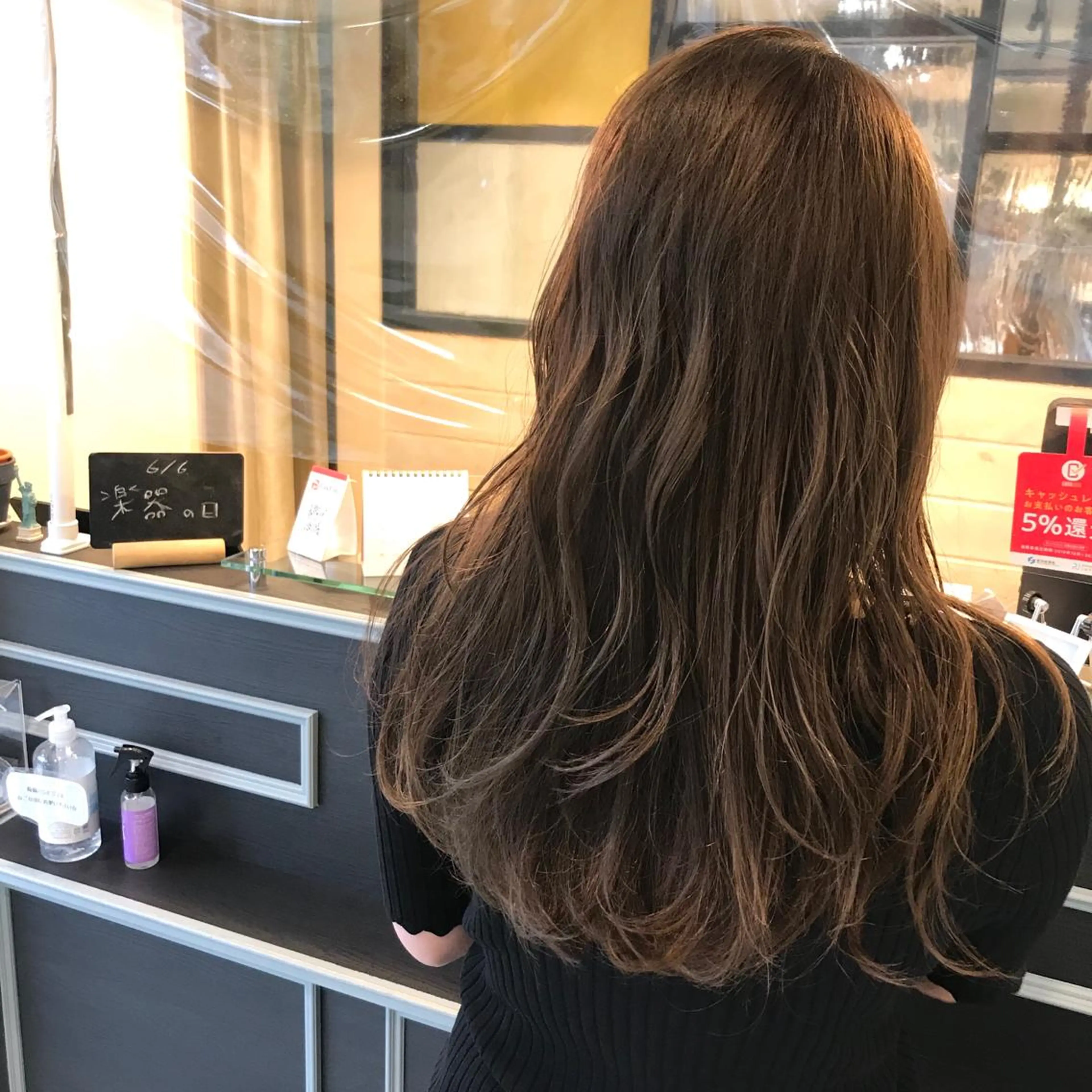 ロング カラー スナコザワ レナのヘアスタイル