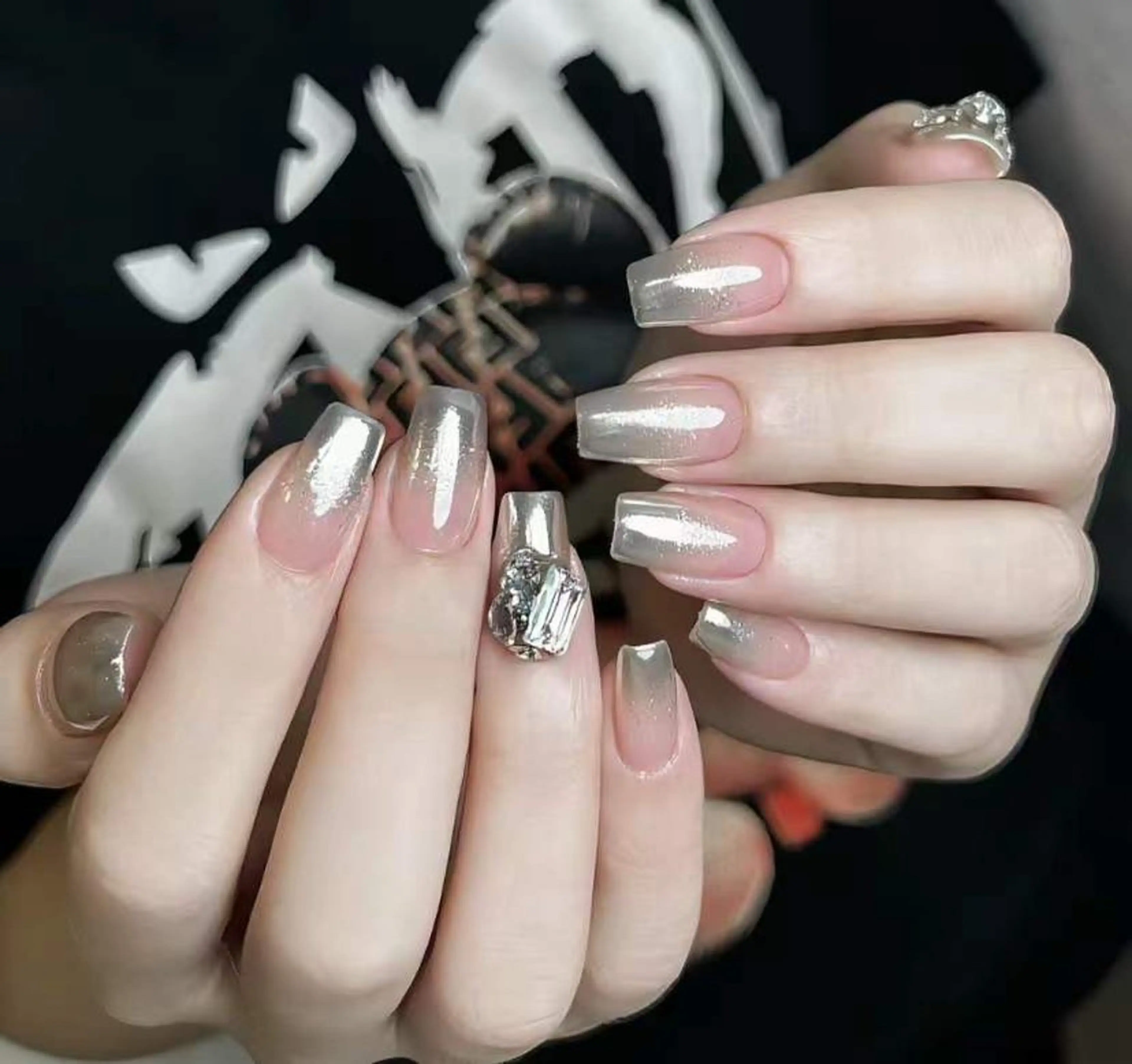 ミディアム めぐみのネイルサロン 惠のネイルデザイン