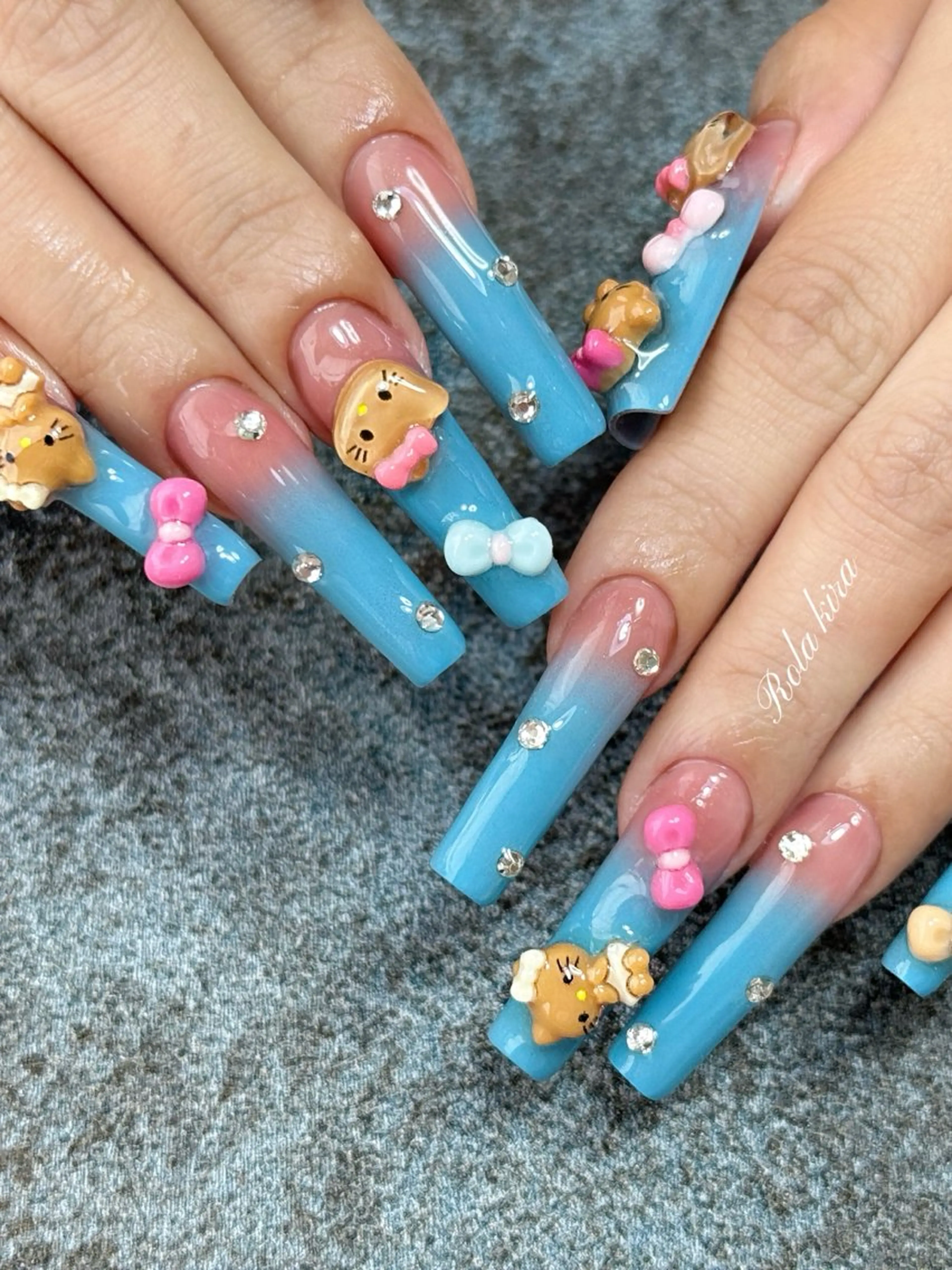 ロング ハンドネイル Rola kira nail salon所属・Rola kira 麗のネイルデザイン