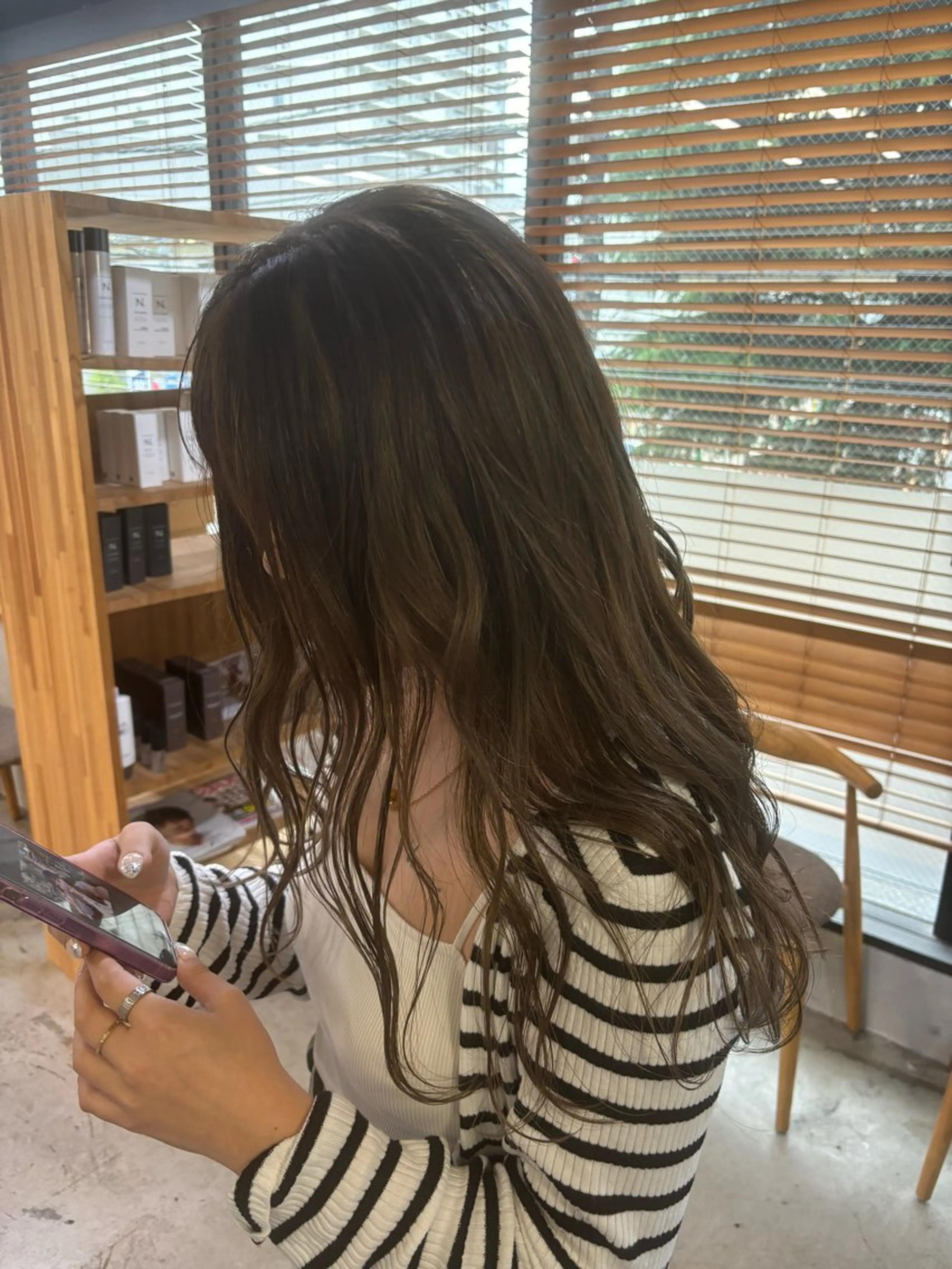 セミロング カラー カット ヘアカラー トリートメント mono / Manatoのヘアスタイル