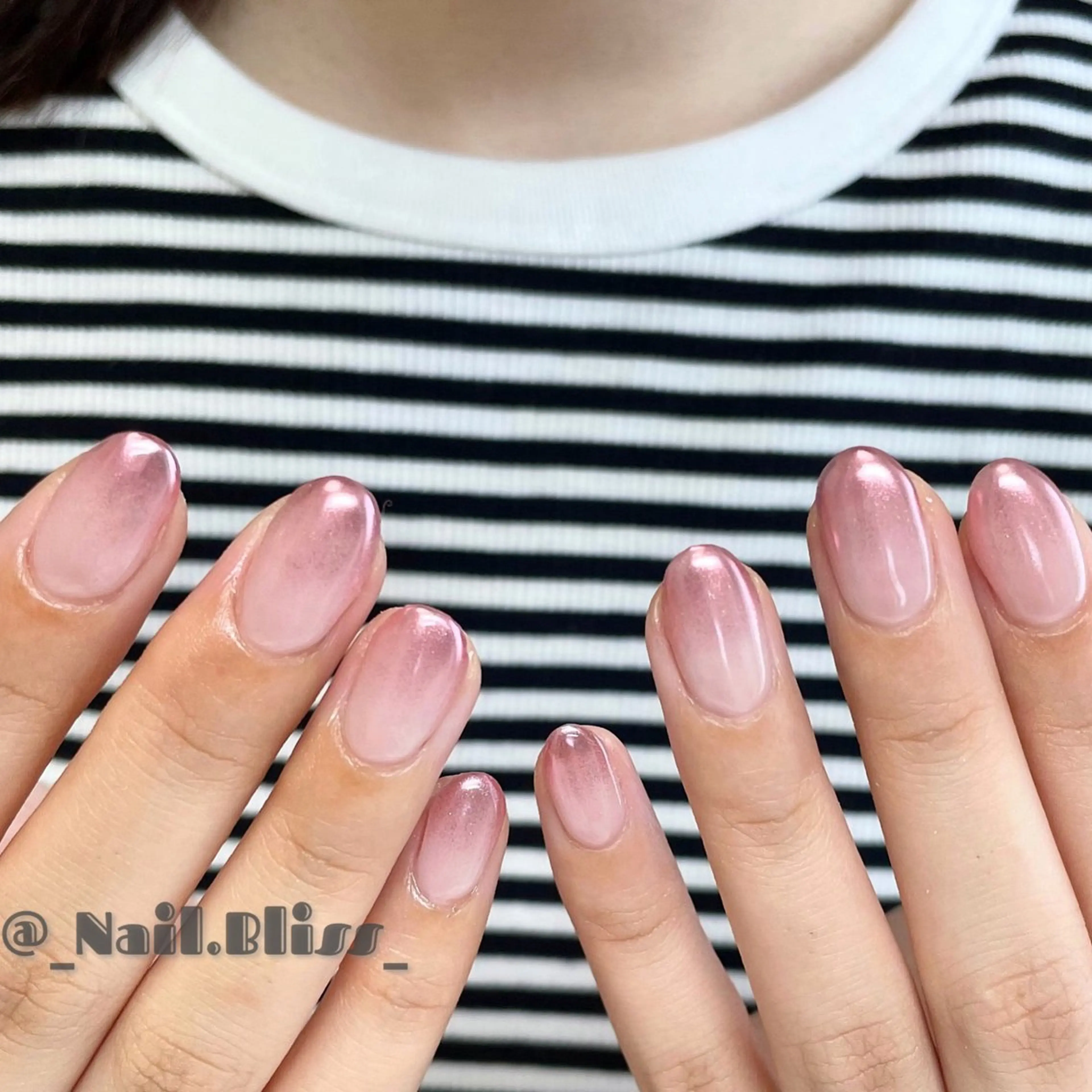 ネイル グラデーション ミラーネイル ハンドネイル NAIL BLISSのネイルデザイン