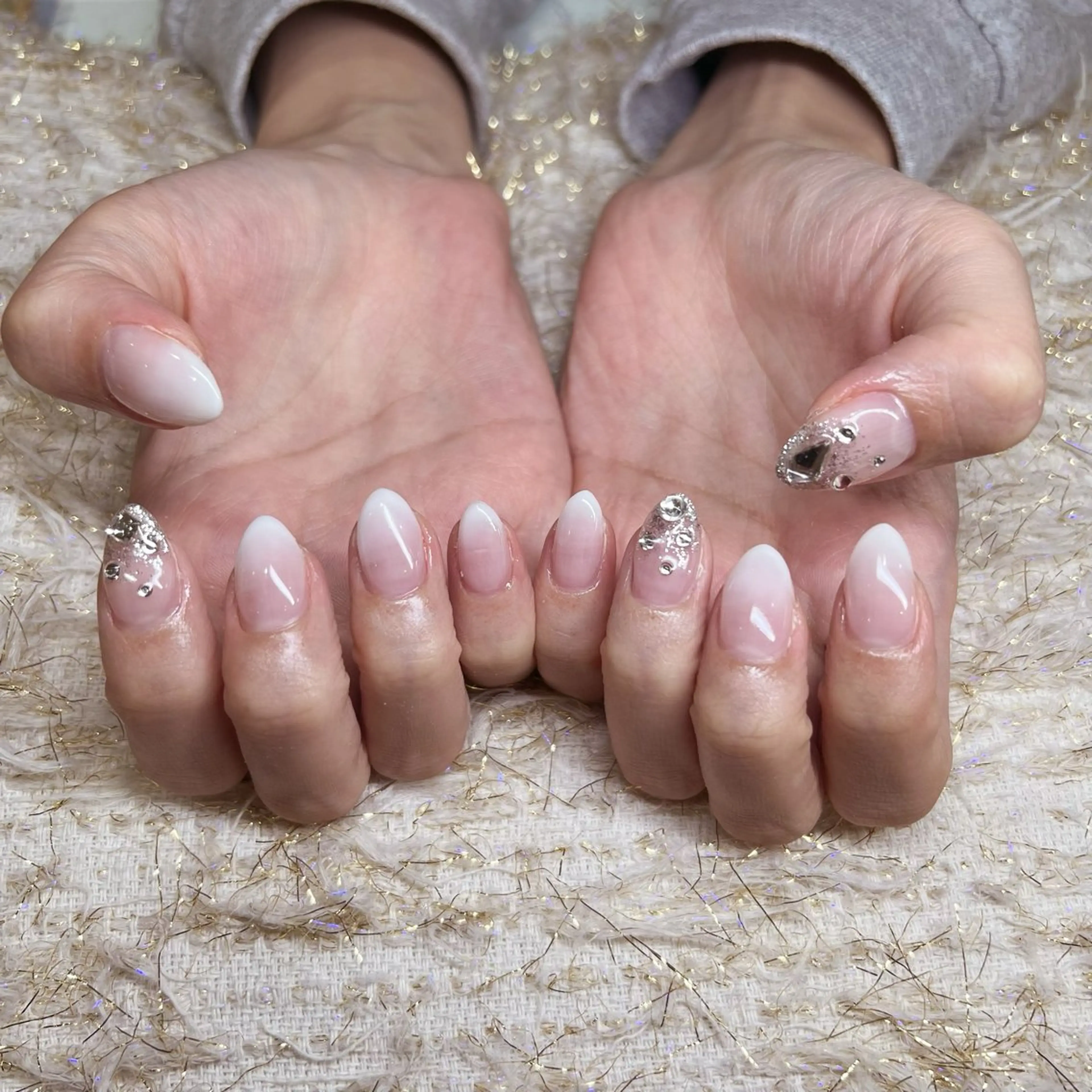 🍒3本持ち込みデザインコース《オフ無し》持ち込みデザイン＋ワンカラー、ラメワンカラー、グラデ、フレンチのコースです◎の写真