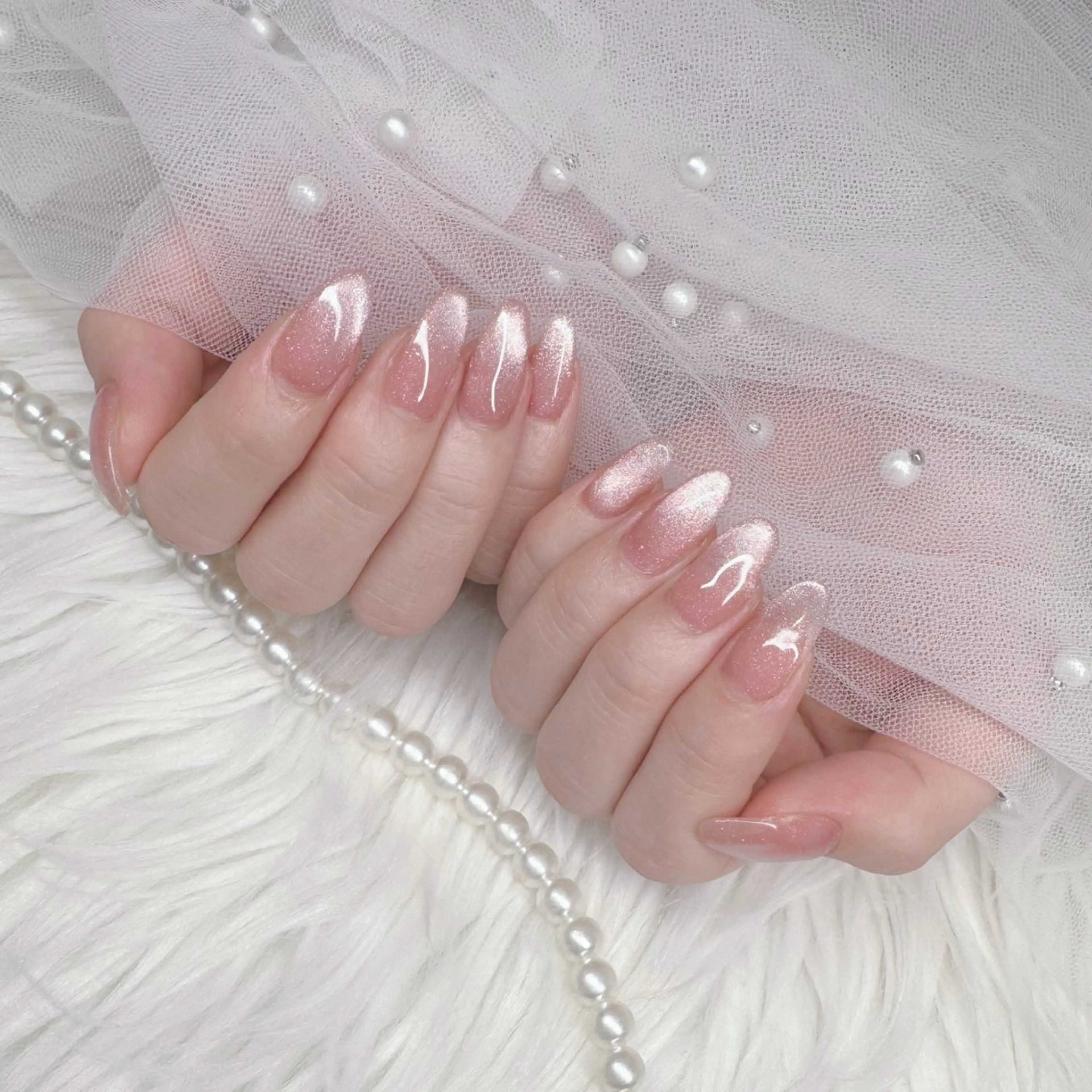 ネイル ハンドネイル &MORE所属・りゆん .のネイルデザイン