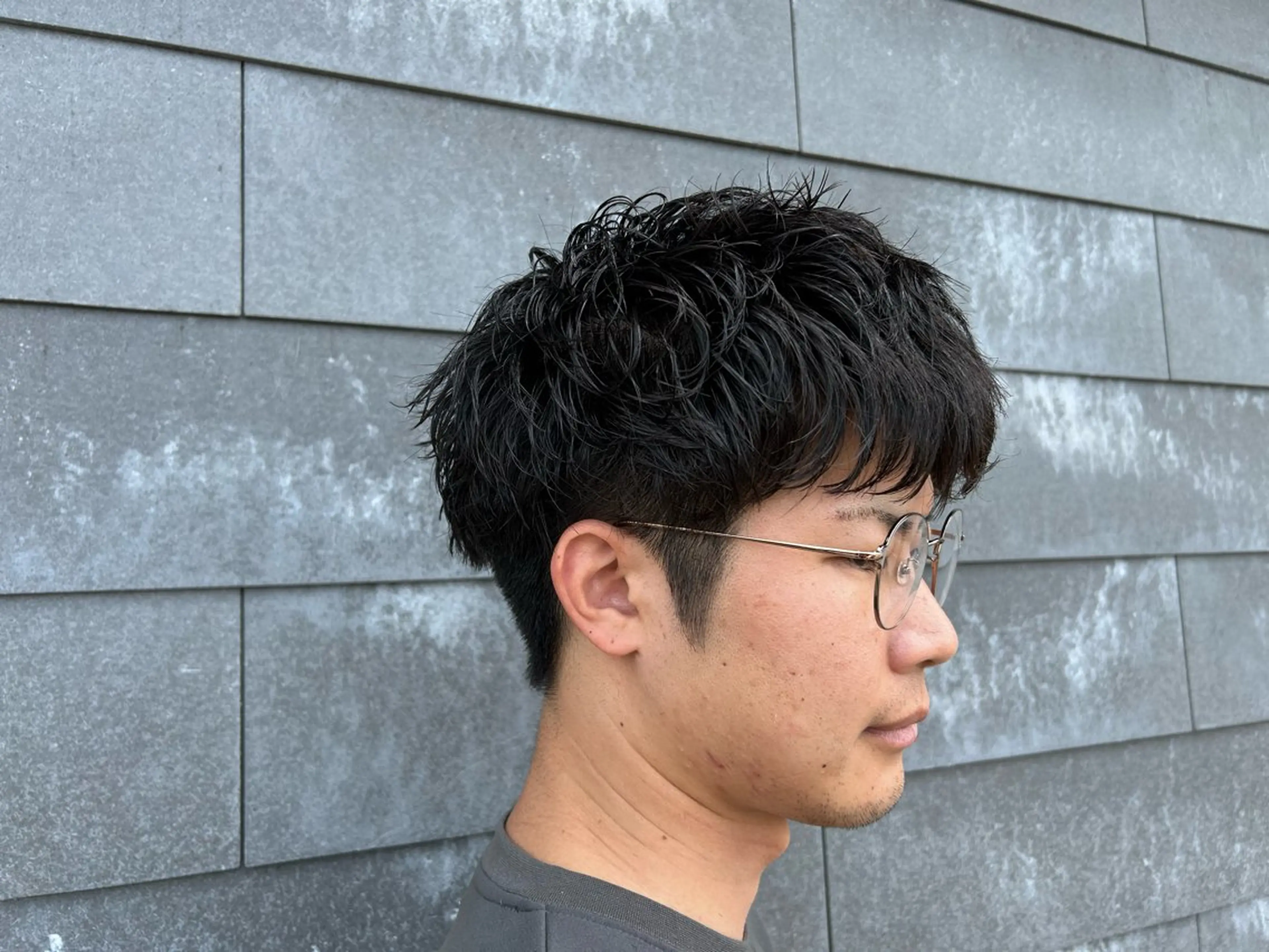 ショート パーマ メンズ マッシュ ショートヘア Hwyl by Niau MEN'S HAIR所属・原口 颯太のヘアスタイル