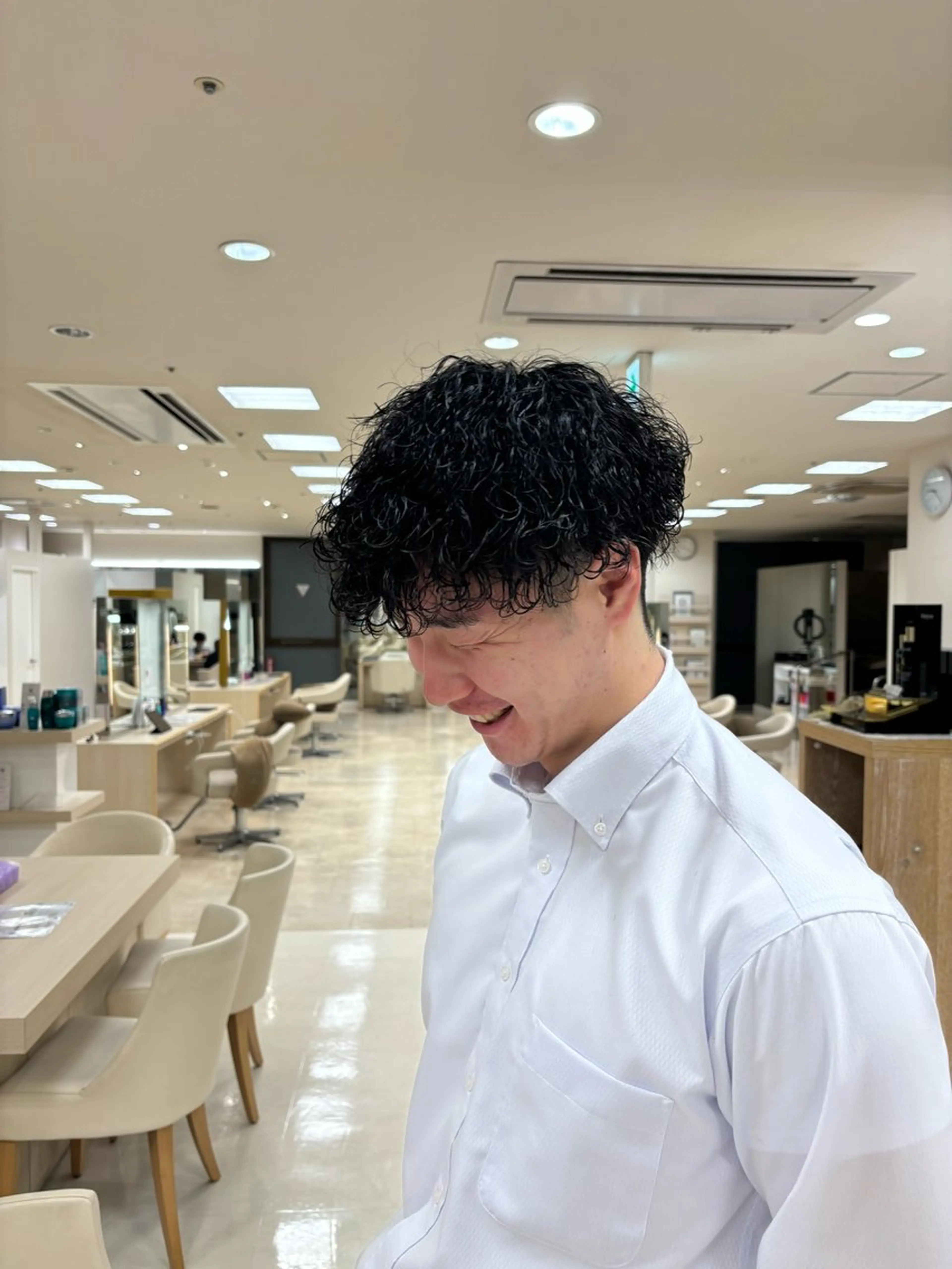 ショート パーマ メンズ カット パーマ トリートメント 湘南/メンズパーマ/ ハイライト/ユチカのヘアスタイル