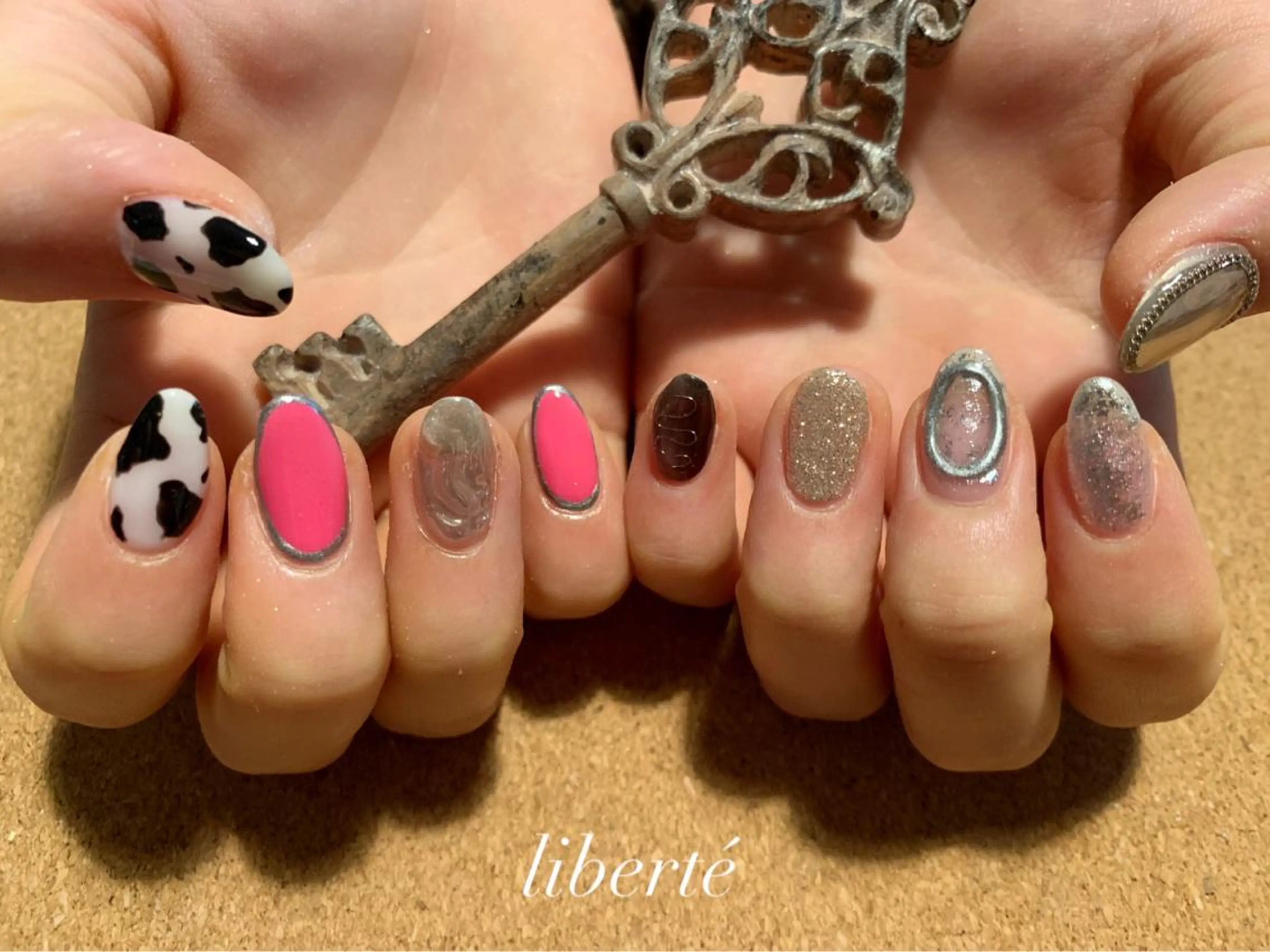 ネイル liberté (リベルテ)のネイルデザイン