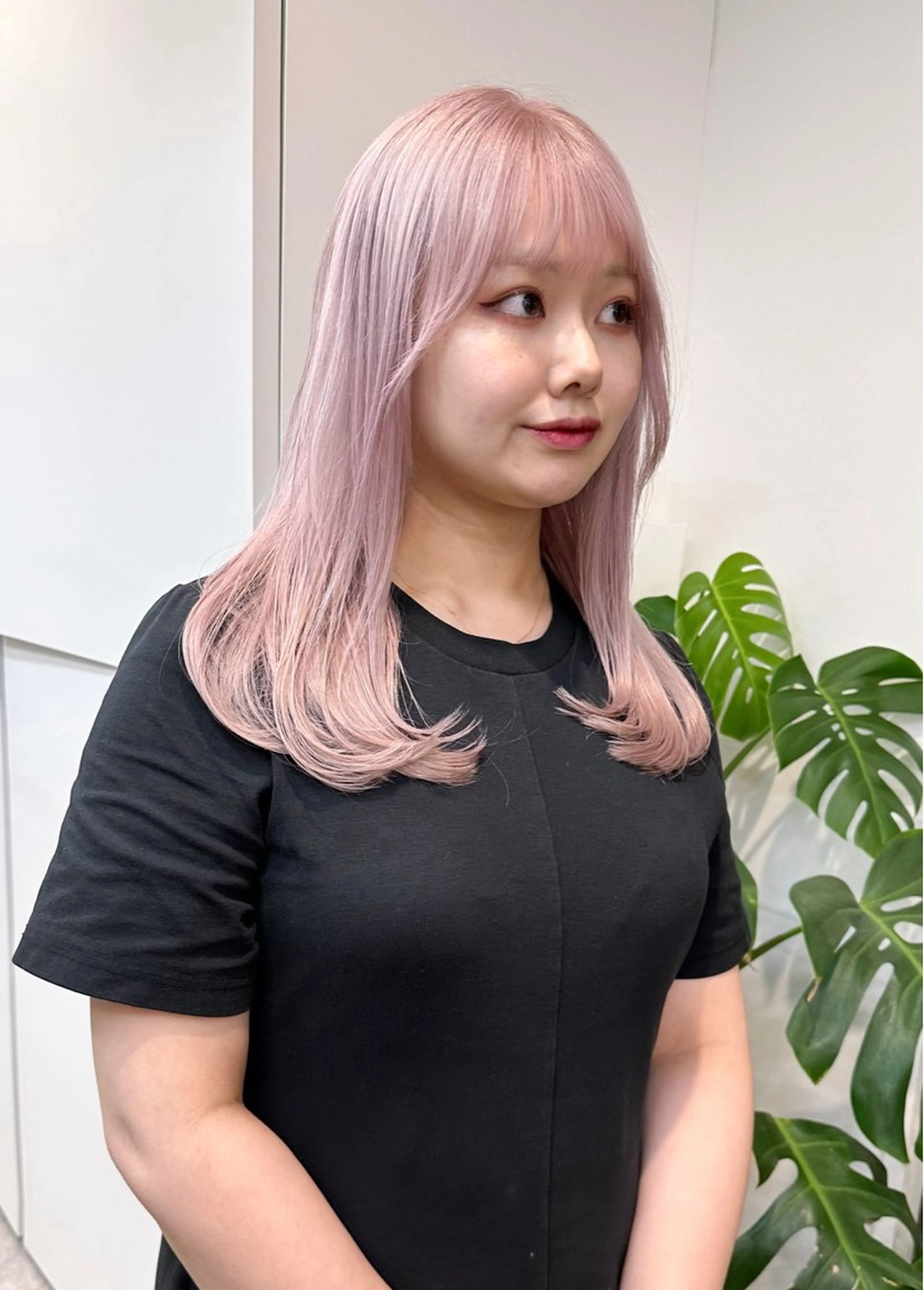 セミロング カラー Cinq所属・ハイライト🌟/ ボブ/豊田のヘアスタイル