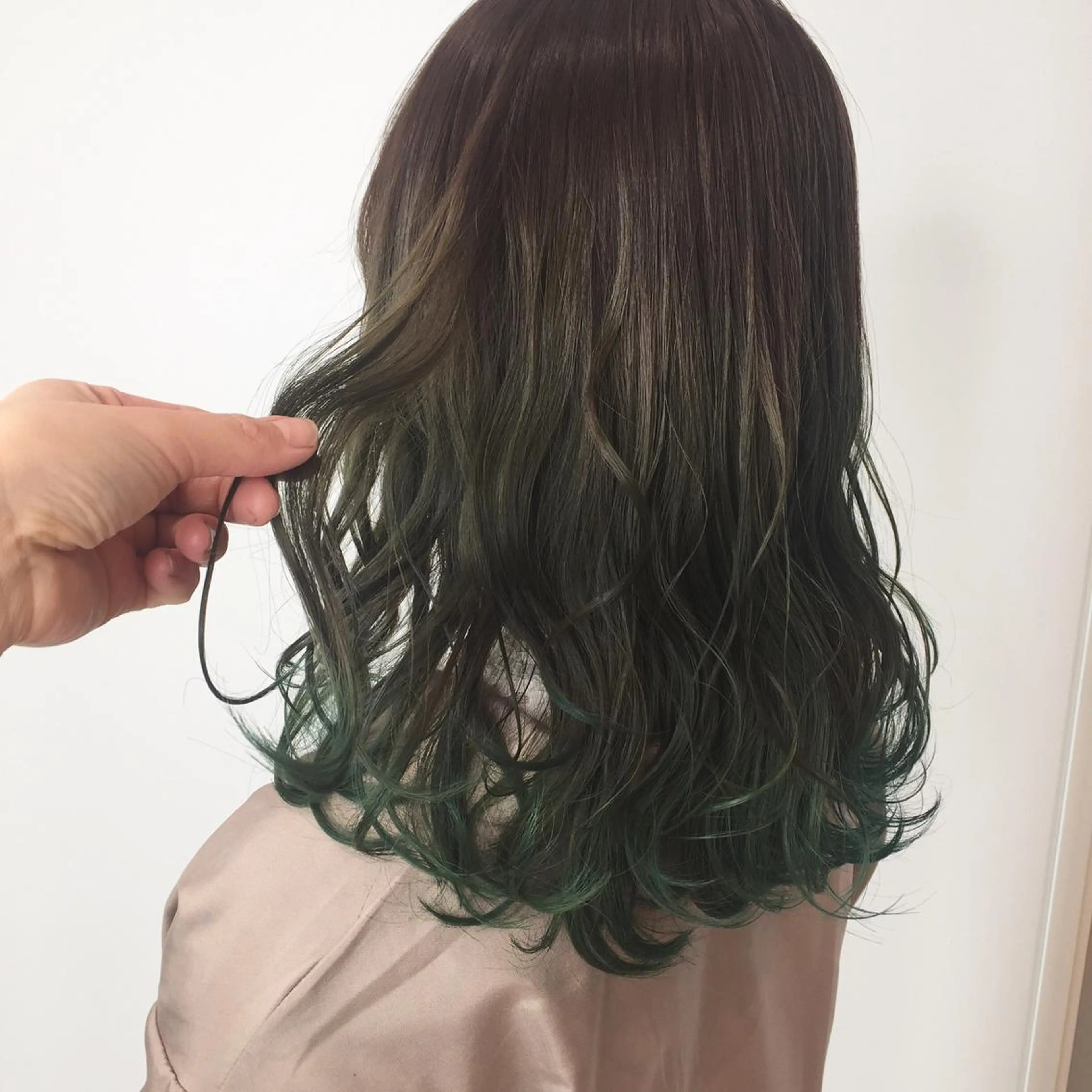 セミロング カラー 柔らかいcolor 🌿harukaのヘアスタイル