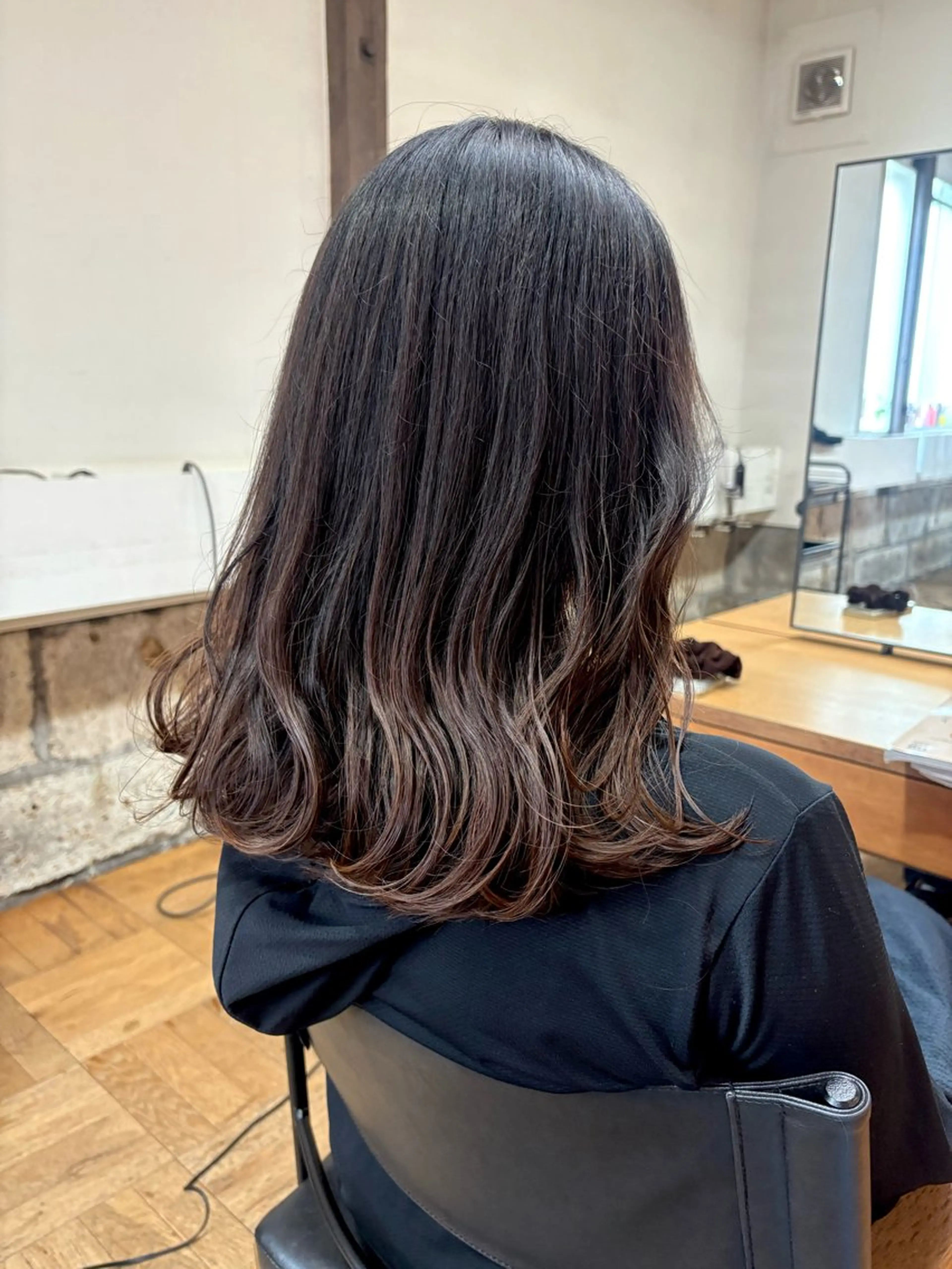 ロング 《nico》 髙橋秋花🖤🧡のヘアスタイル