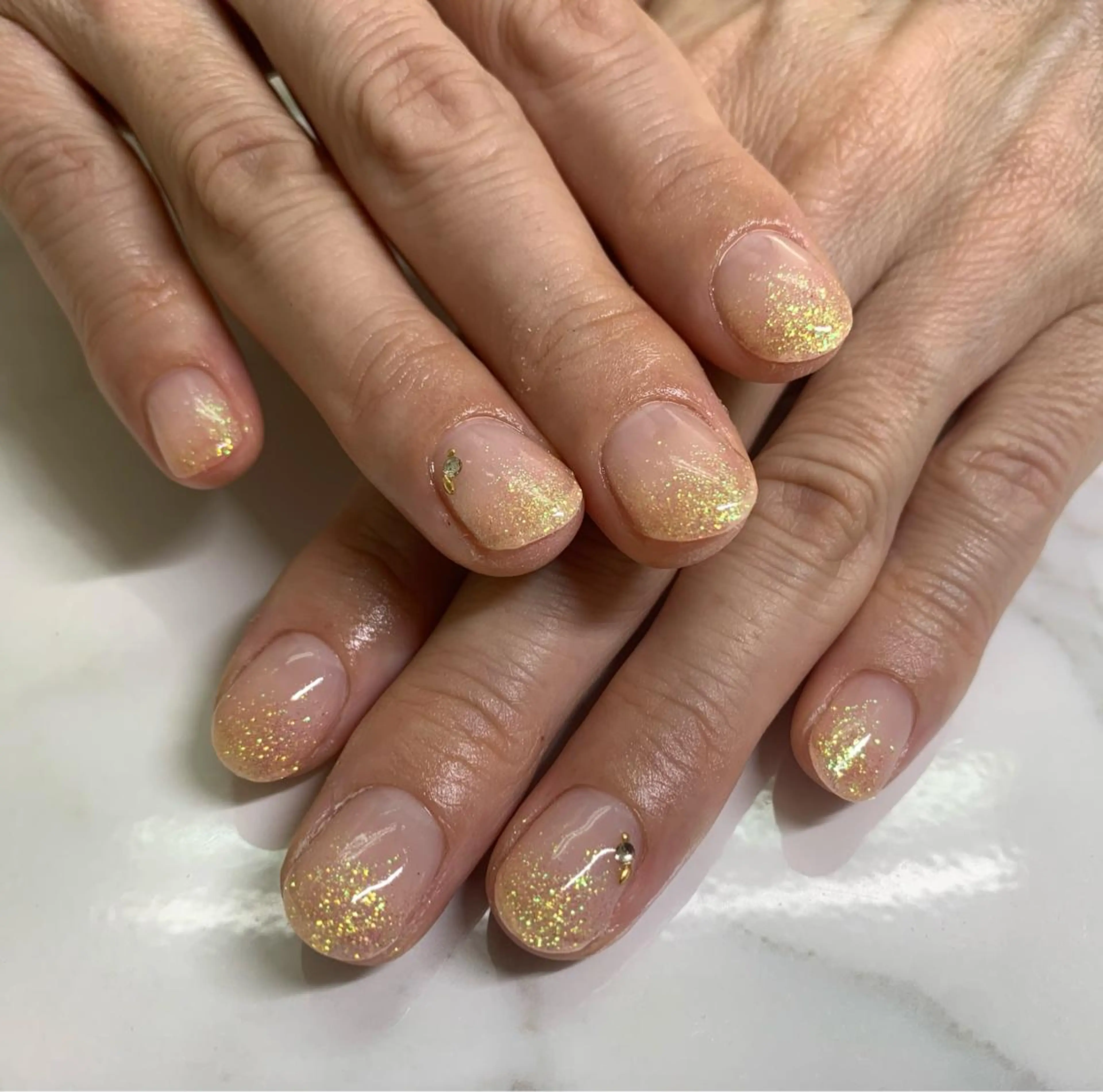 ネイル グラデーション ラメ(グリッター) ラメグラデーション ストーンネイル NailSalon Millのネイルデザイン