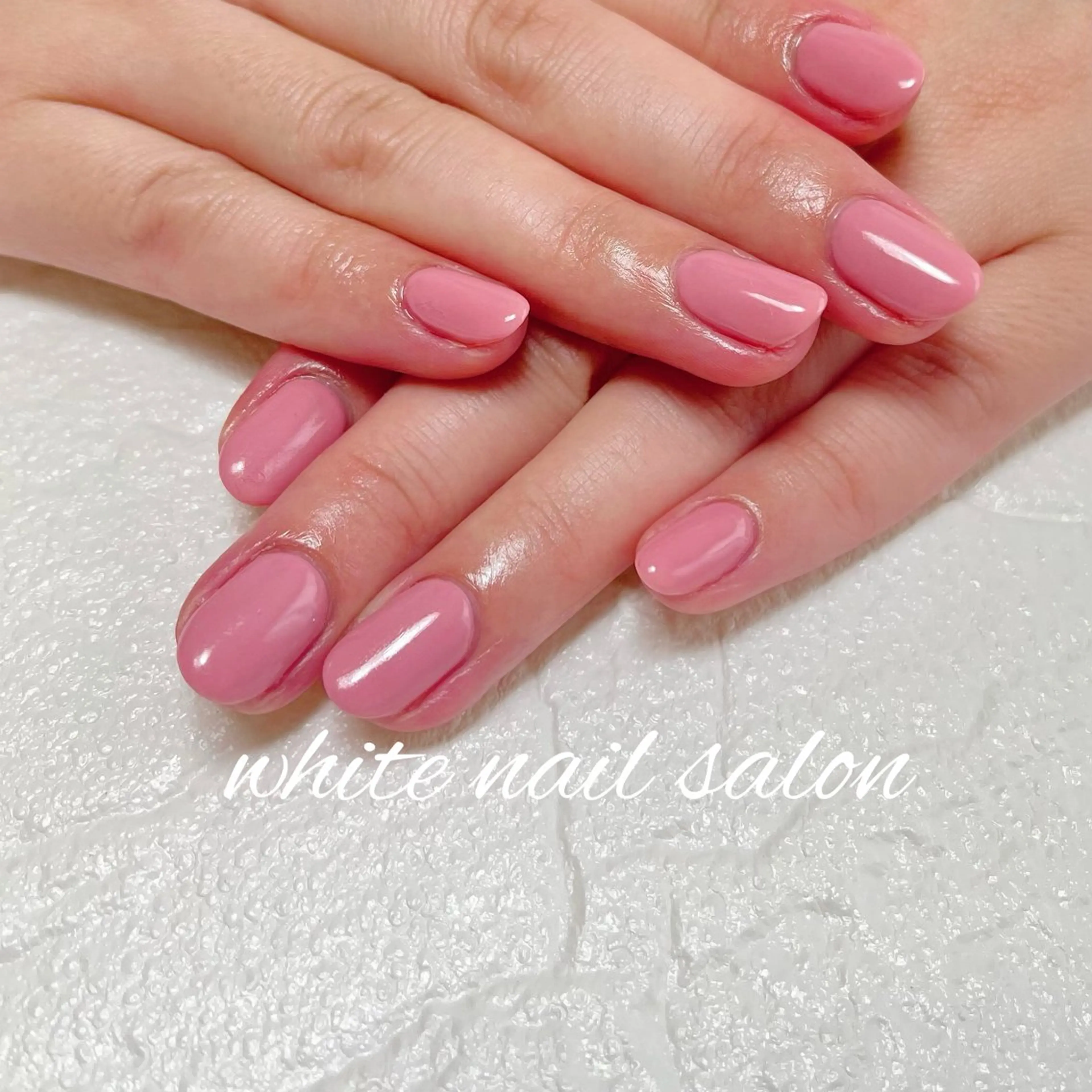 ネイル ラメ(グリッター) シンプルネイル ハンドネイル white nail salonのネイルデザイン