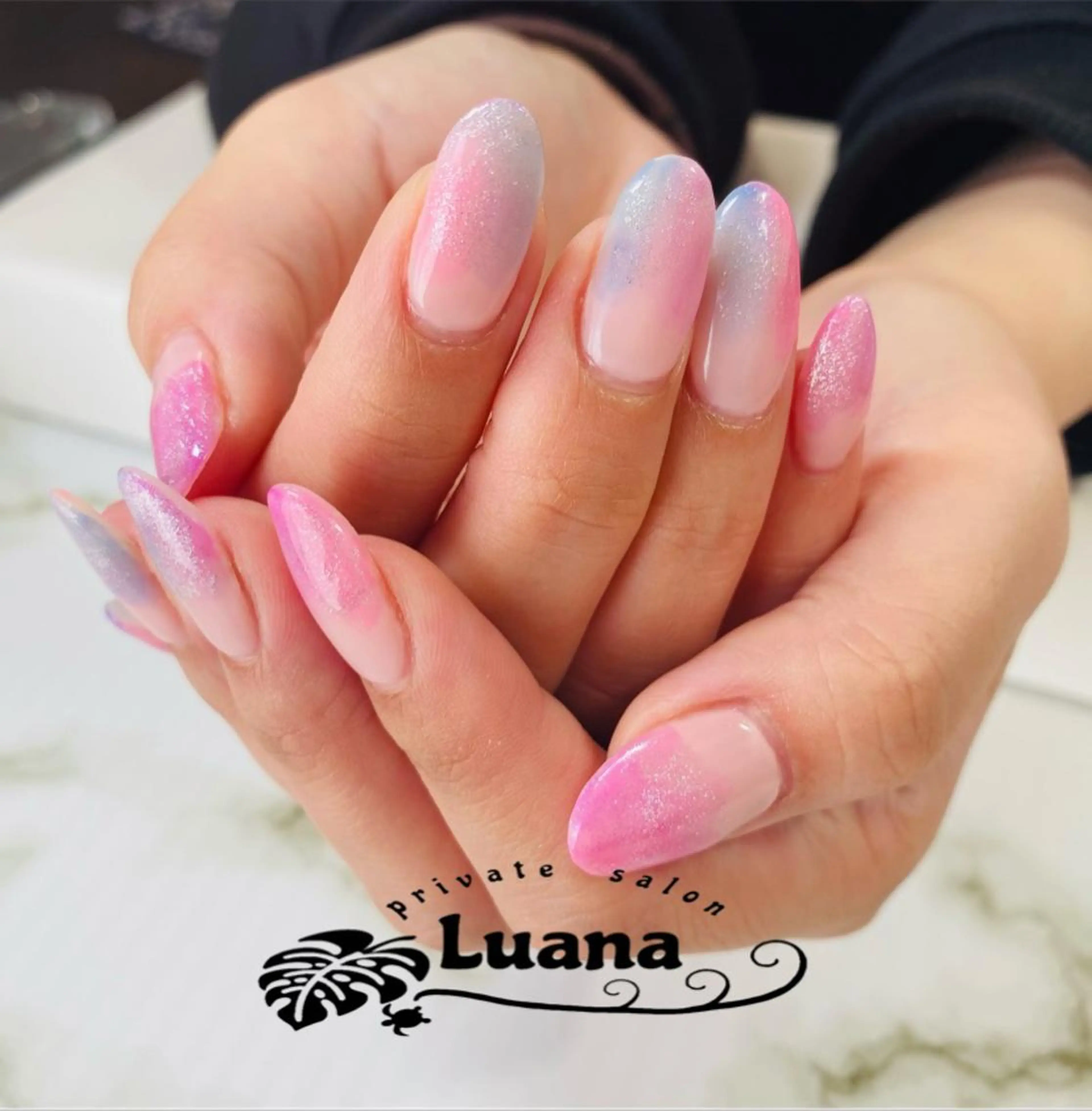 ネイル グラデーション 自宅ネイルサロン ルアナのネイルデザイン