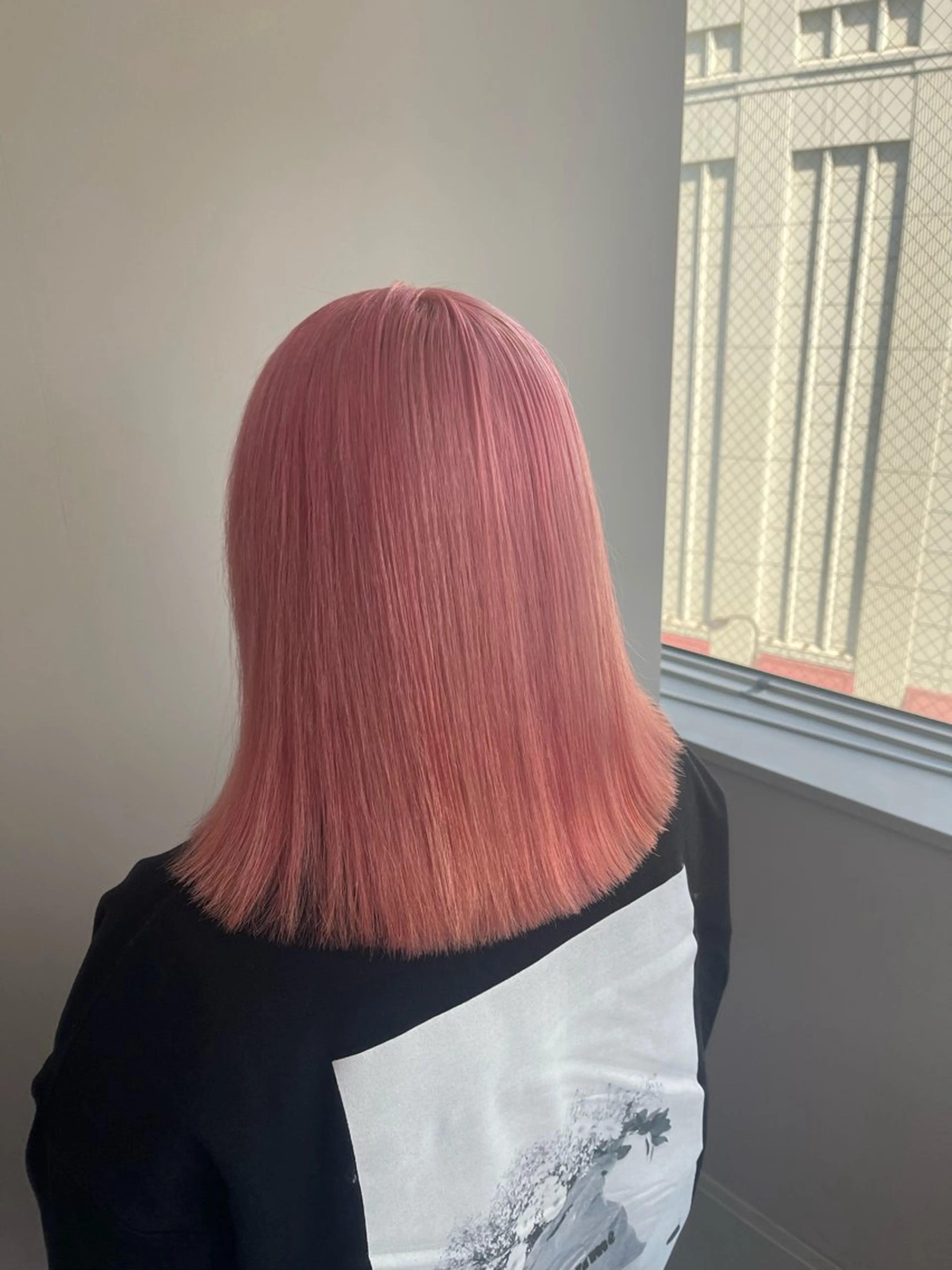 ミディアム カラー ベージュカラー ピンクカラー ピンクベージュ 透明感カラー/艶髪/ エクステ/HIROのヘアスタイル