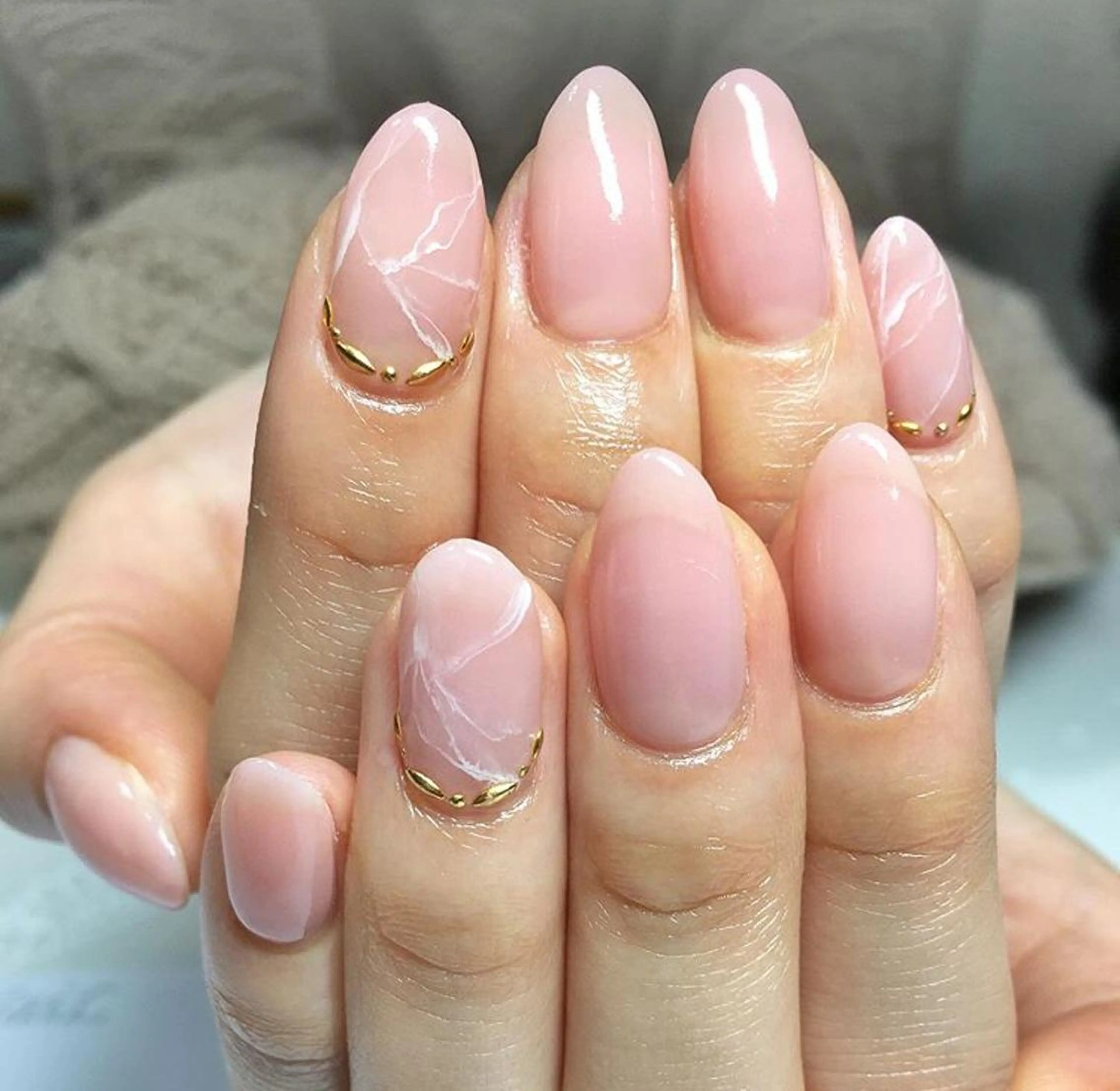 手がキレイに見えるハンドジェルネイル(1カラーorグラデ)¥5500→¥3500の写真