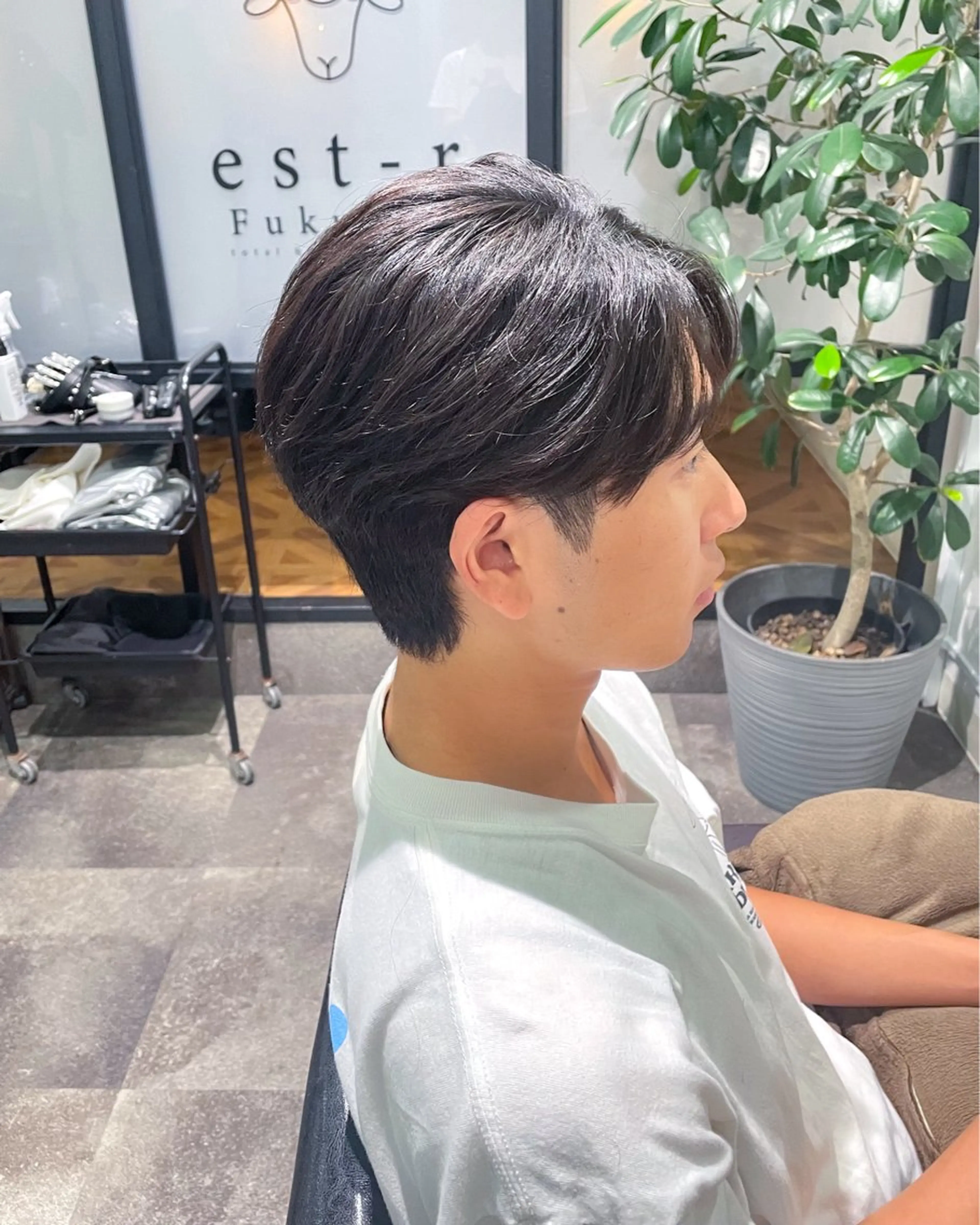 メンズ センターパート メンズ韓国風 est-r. Shionのヘアスタイル