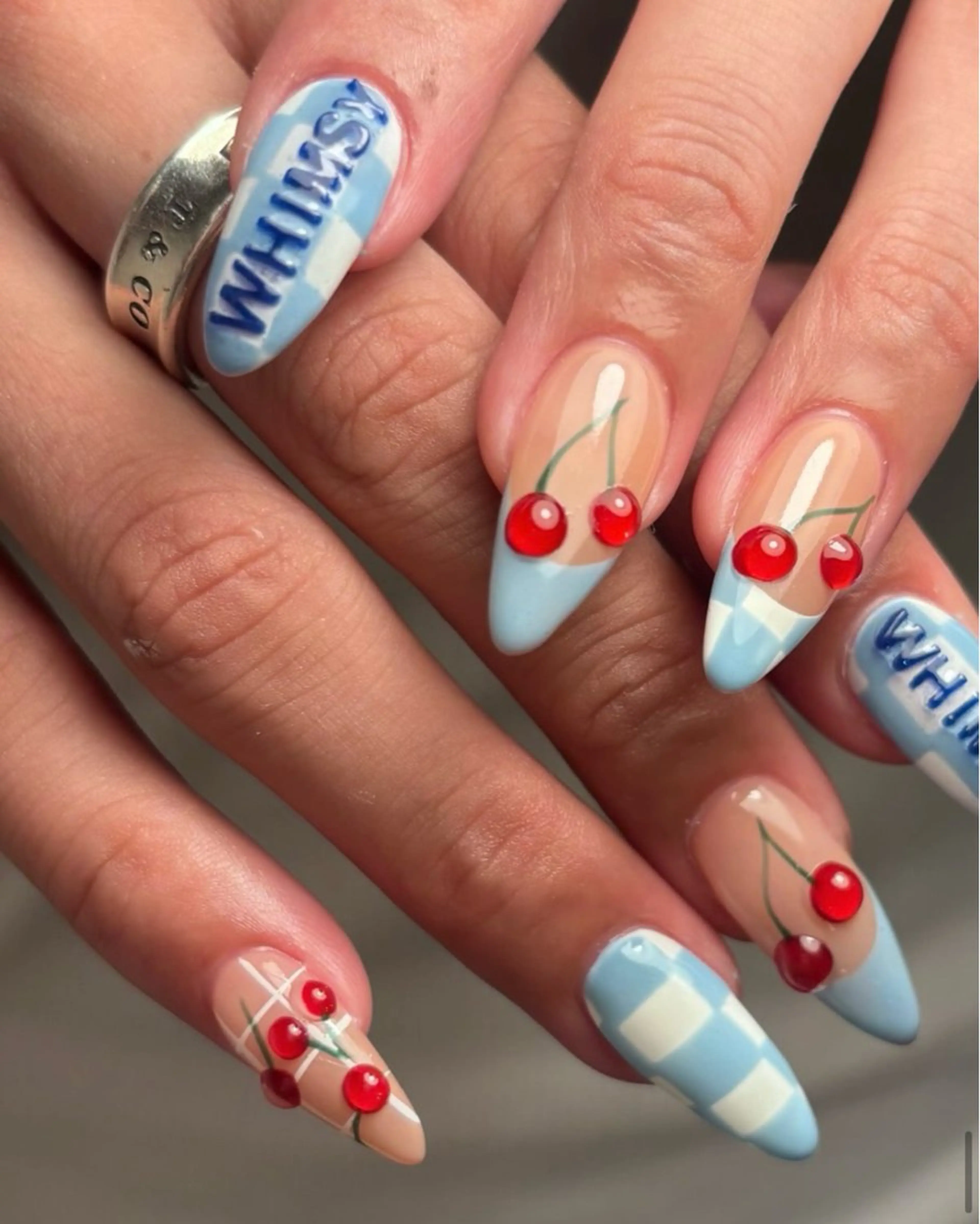 ネイル ハンドネイル 川畑 朱華のネイルデザイン