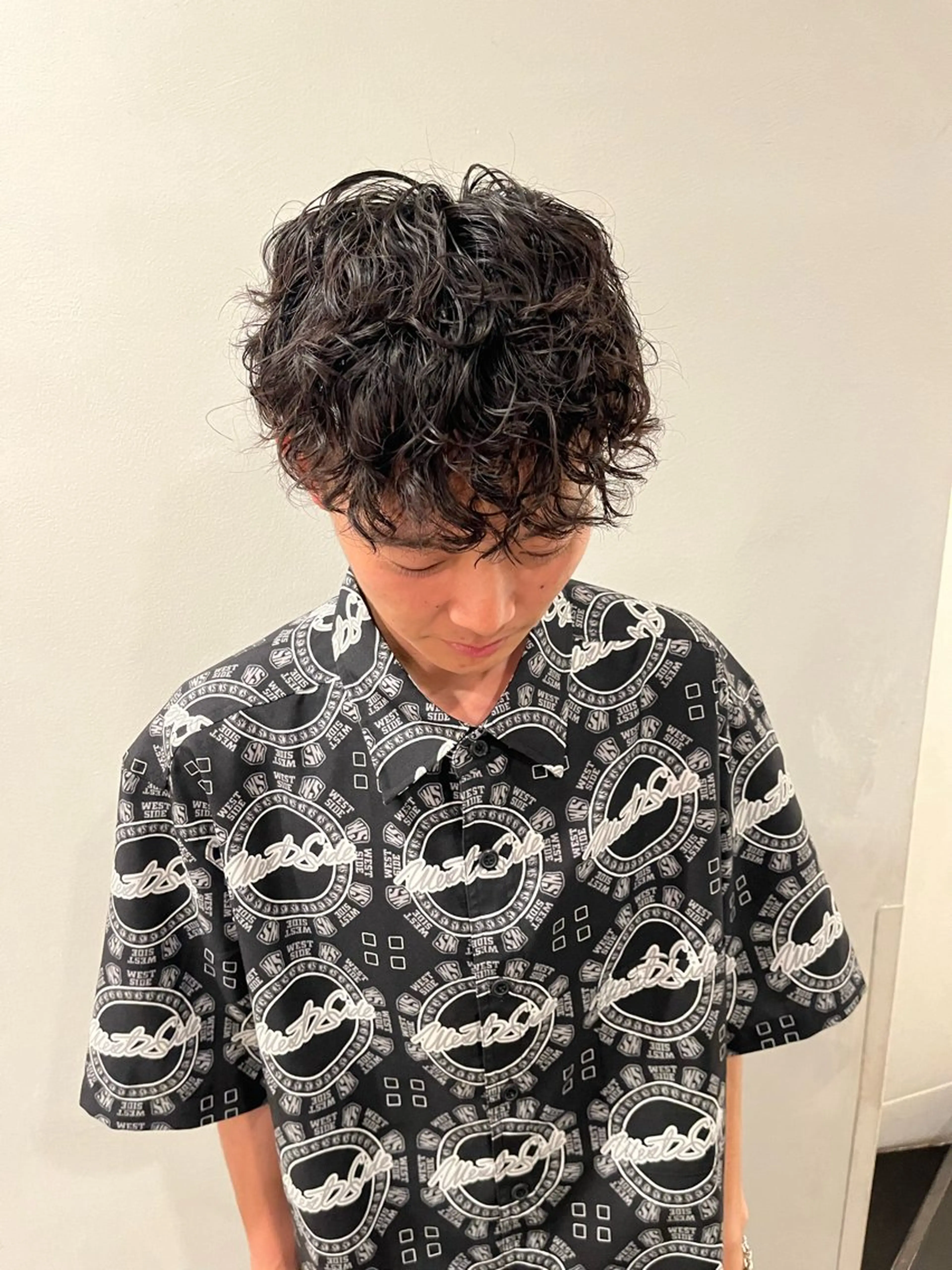 ショート パーマ メンズ パーマ こんの かいのヘアスタイル
