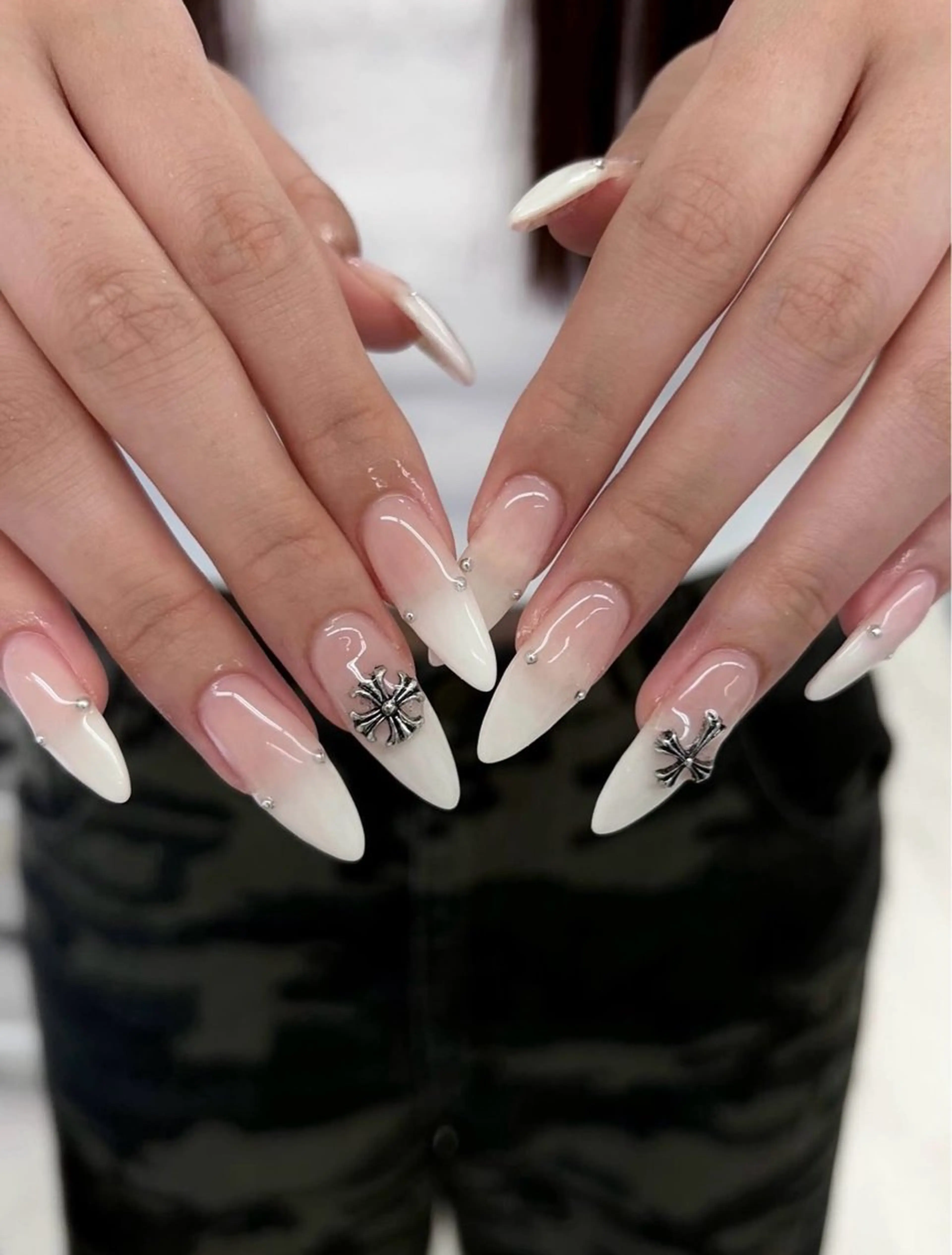 ネイル 韓国ネイル 持ち込み ニュアンスネイル ネイルチップ ハンドネイル TABI ANA.CHUOのネイルデザイン