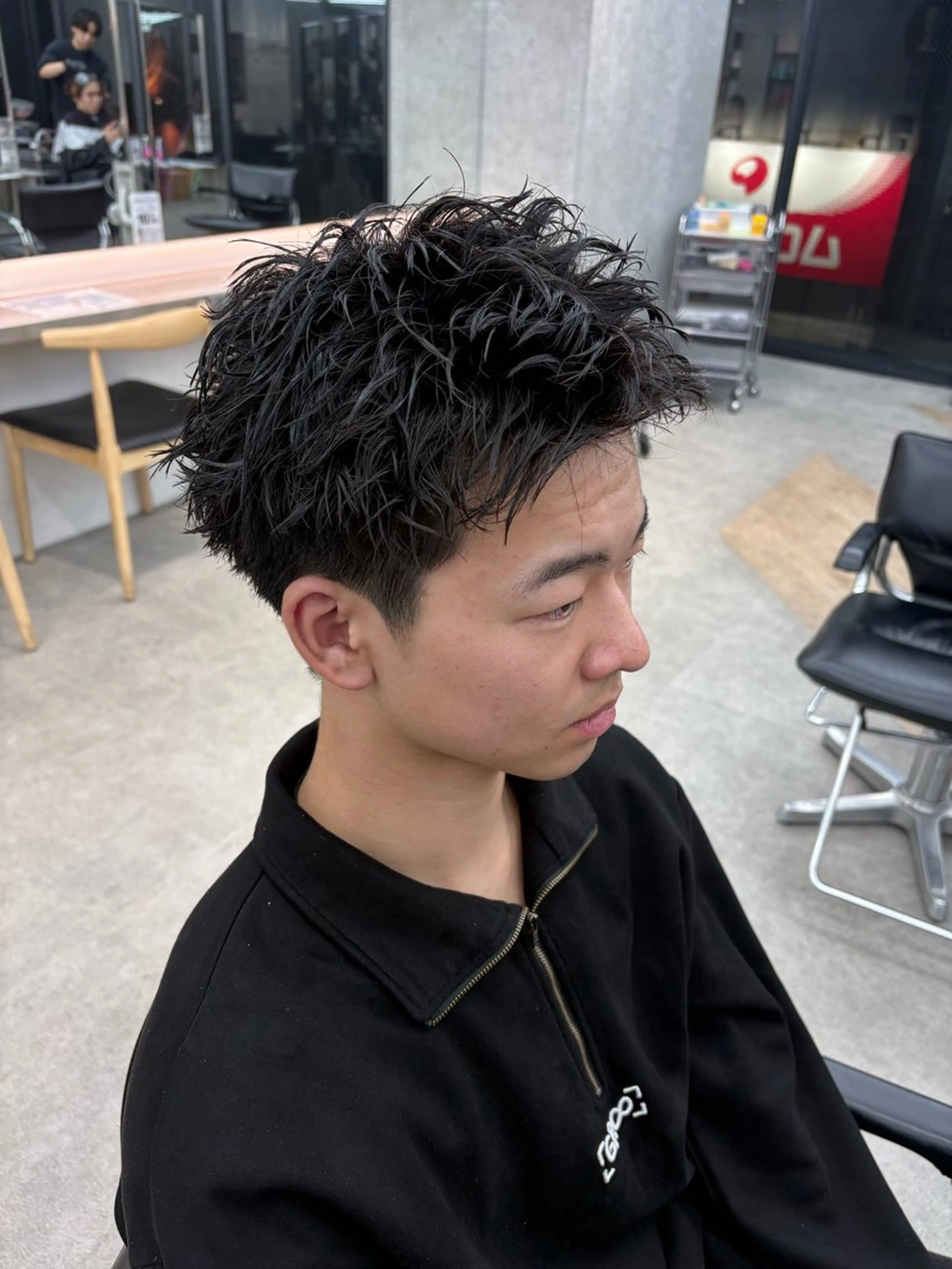 パーマ メンズ カット パーマ 🌀toa/波巻き✨ /メンズパーマ／栄のヘアスタイル