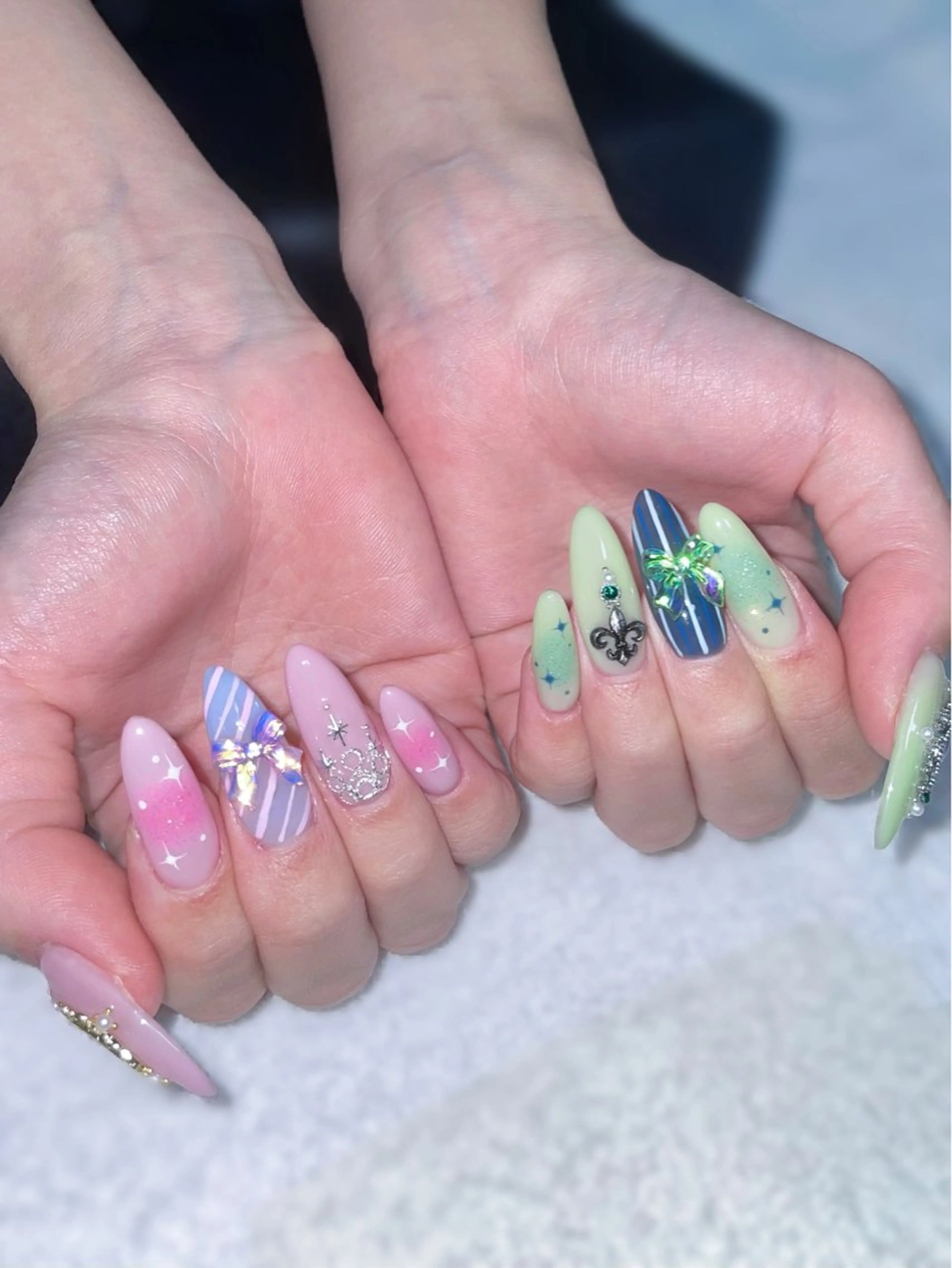 ネイル ハンドネイル Once upon a princessシェアサロンL'OM OSAKA所属・Once upon a princessのネイルデザイン