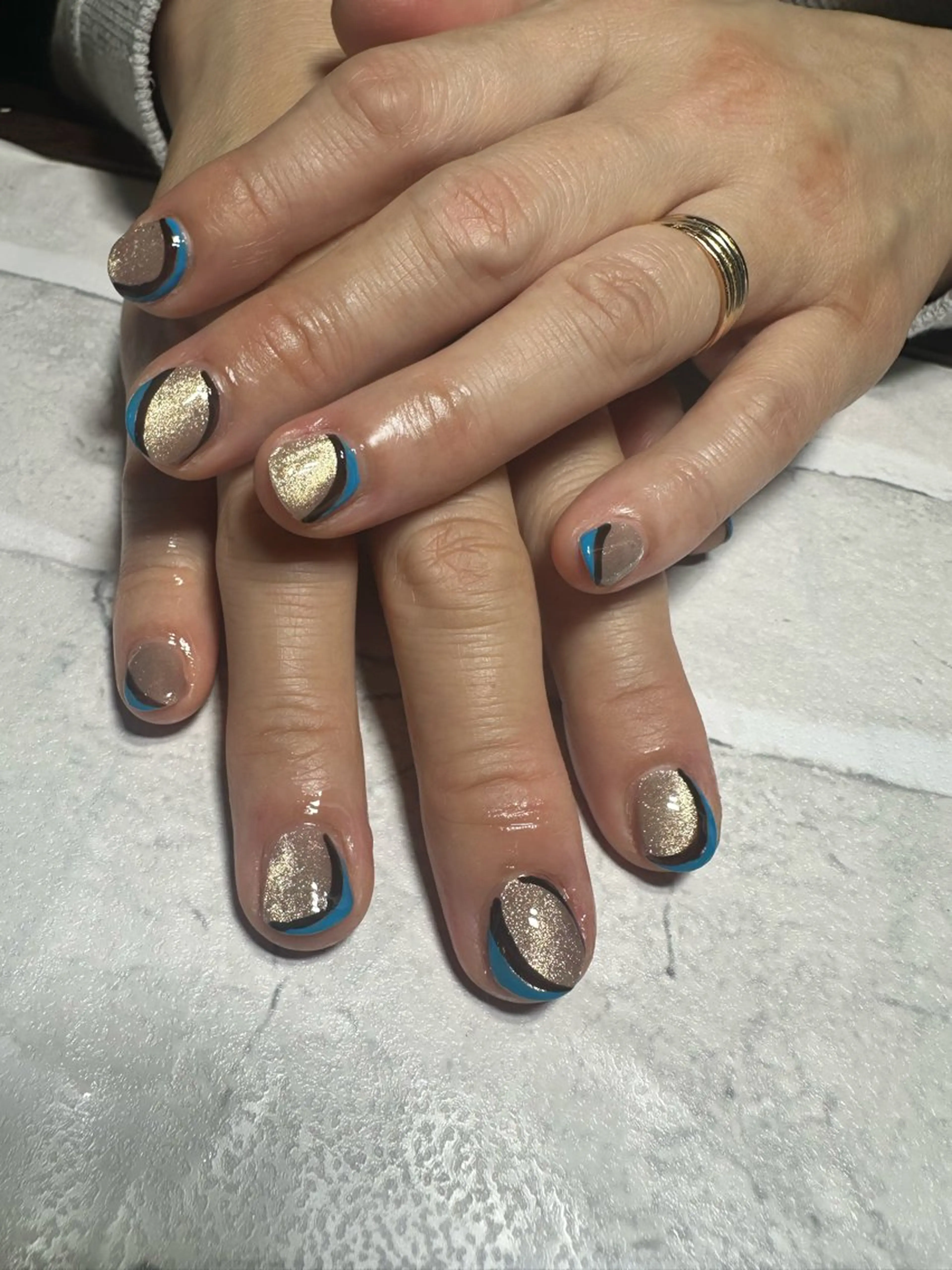 ネイル e.nail所属・🍎吉田 恵里🍎のネイルデザイン