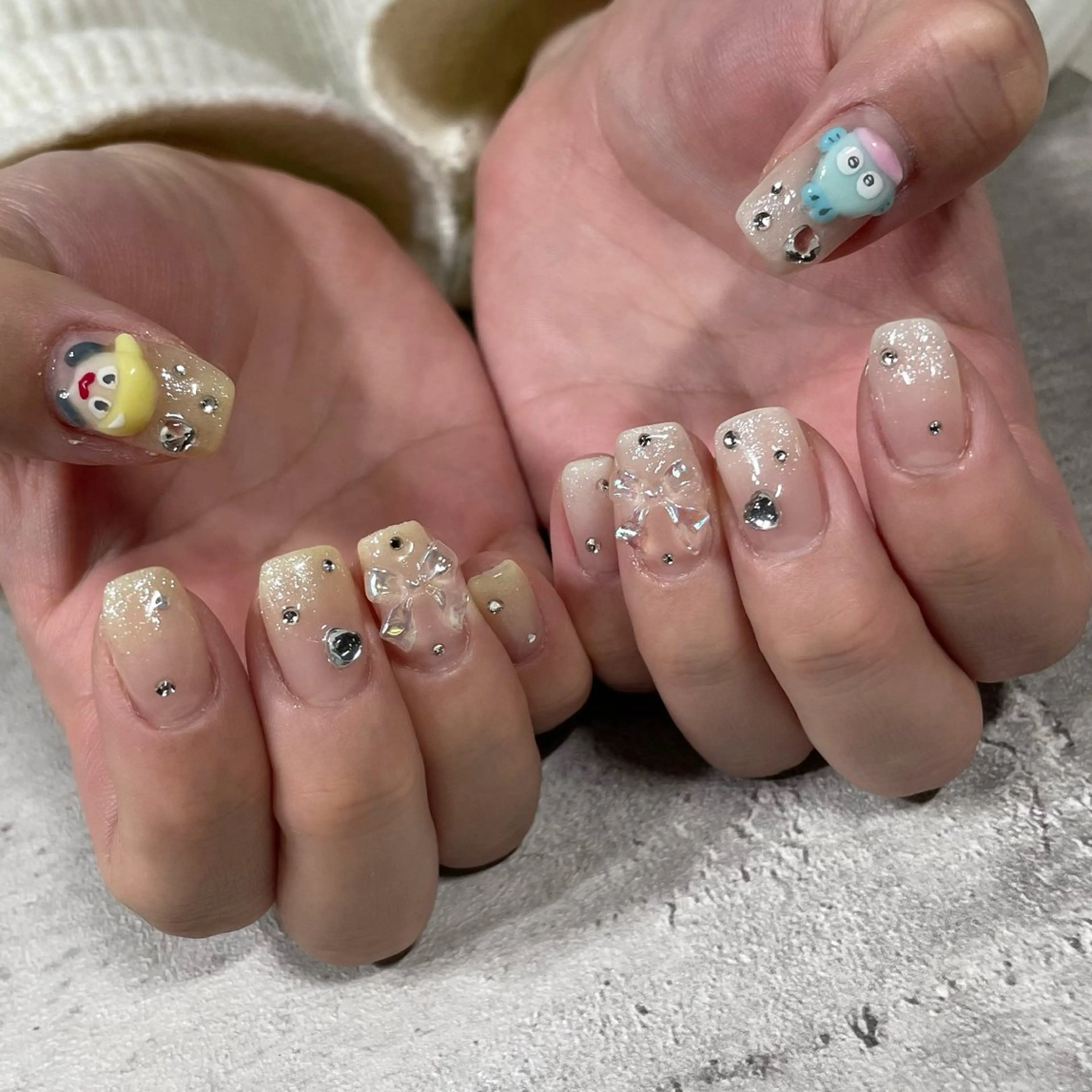 ネイル 東 千夏のネイルデザイン