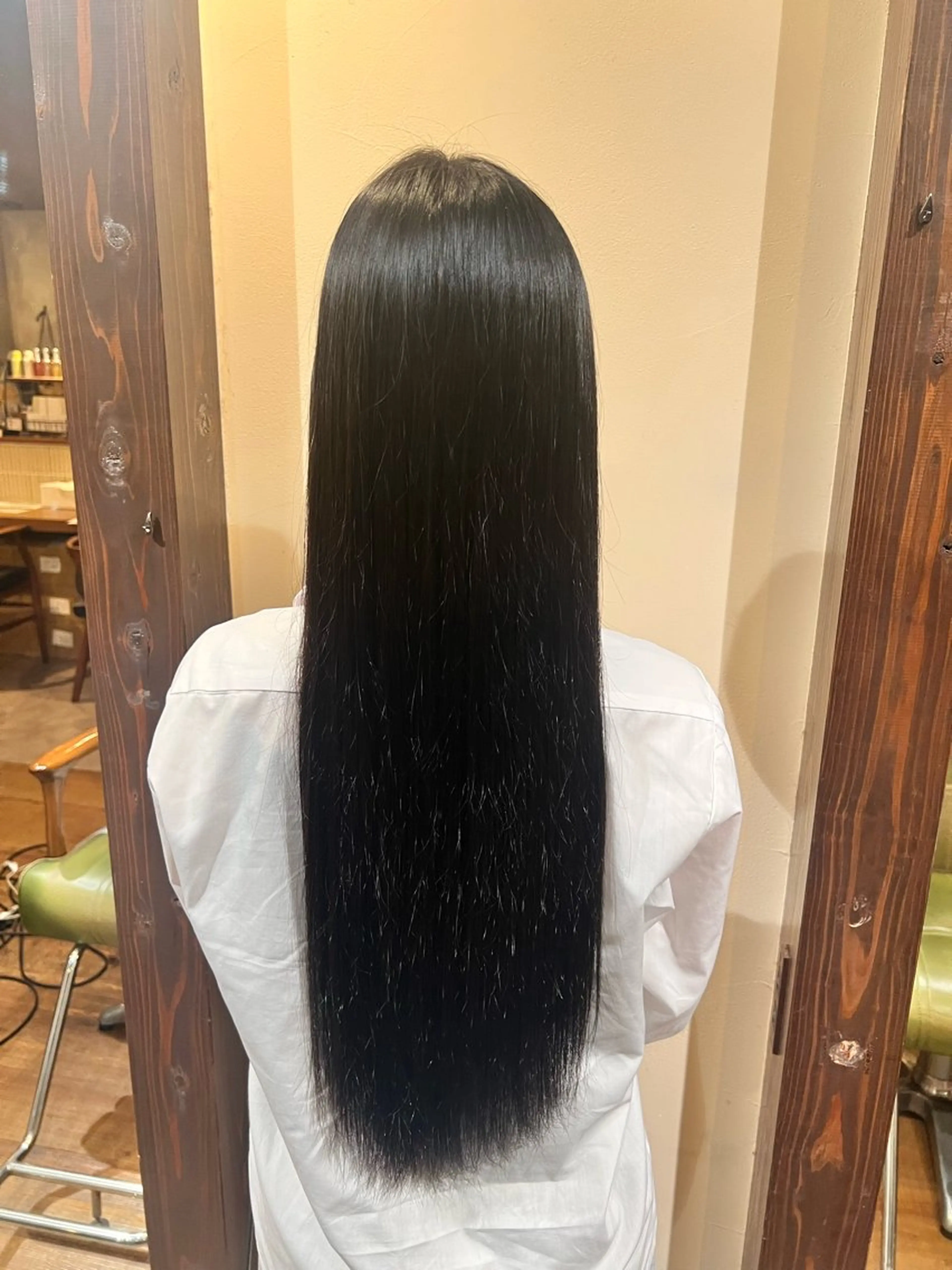 ロング Luster Friends所属・まゆ | 艶カラー | ストレートのヘアスタイル