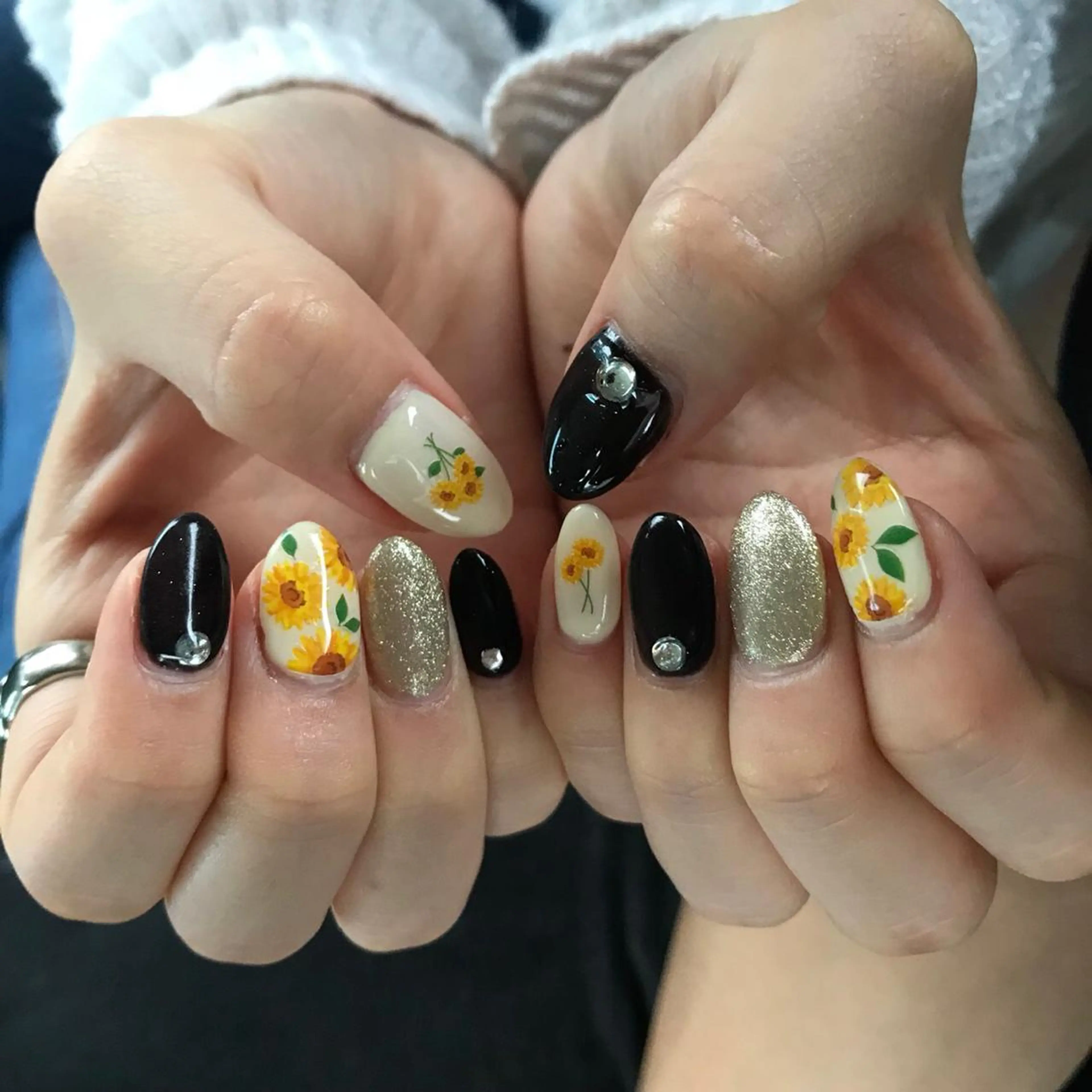 ネイル 藤 あやのネイルデザイン