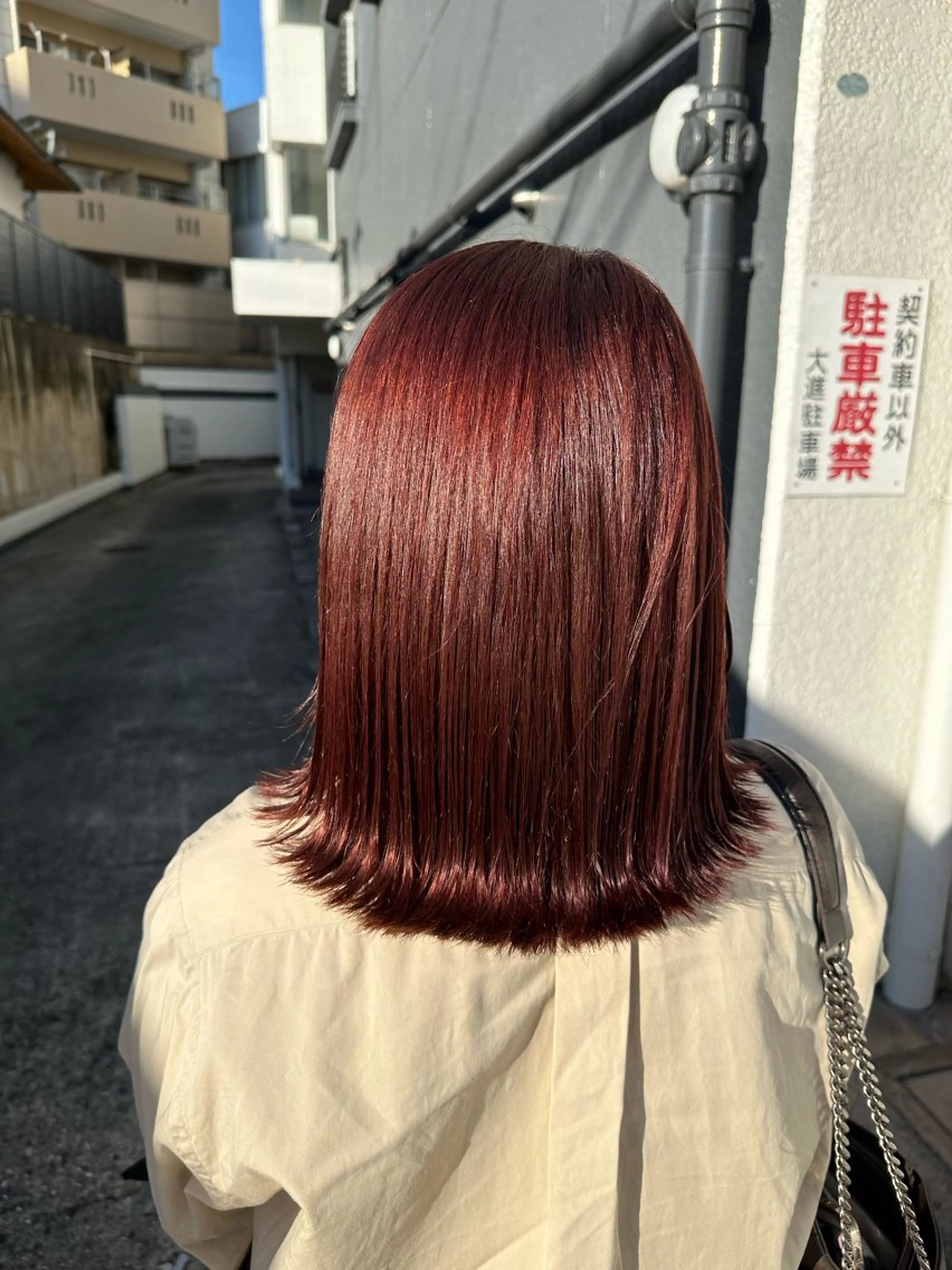ミディアム カラー 奧村 真奈のヘアスタイル