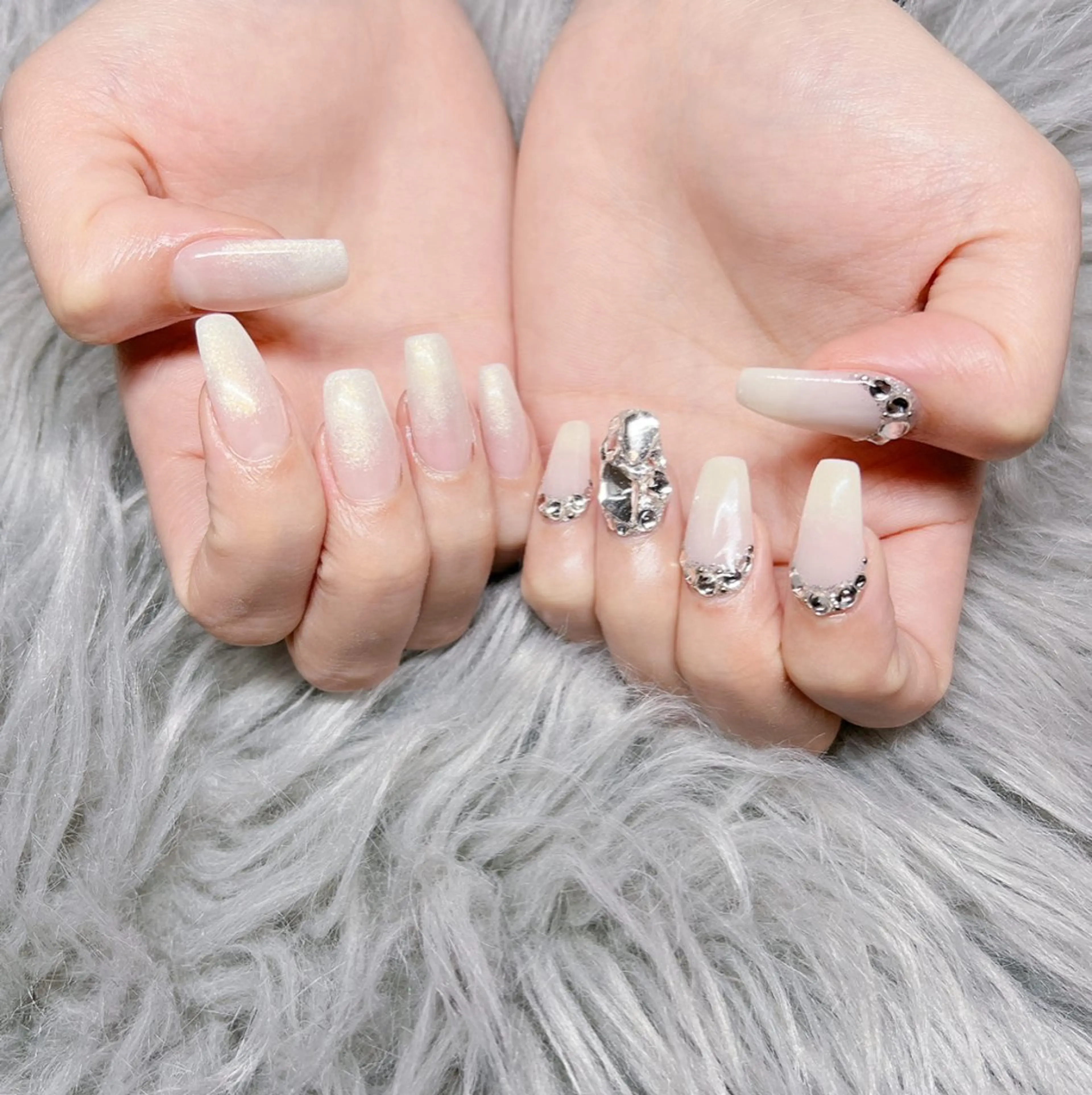 ネイル 個室ネイルサロンDolly Girl〜ドーリーガール〜所属・DollyGirl KYOKOのネイルデザイン