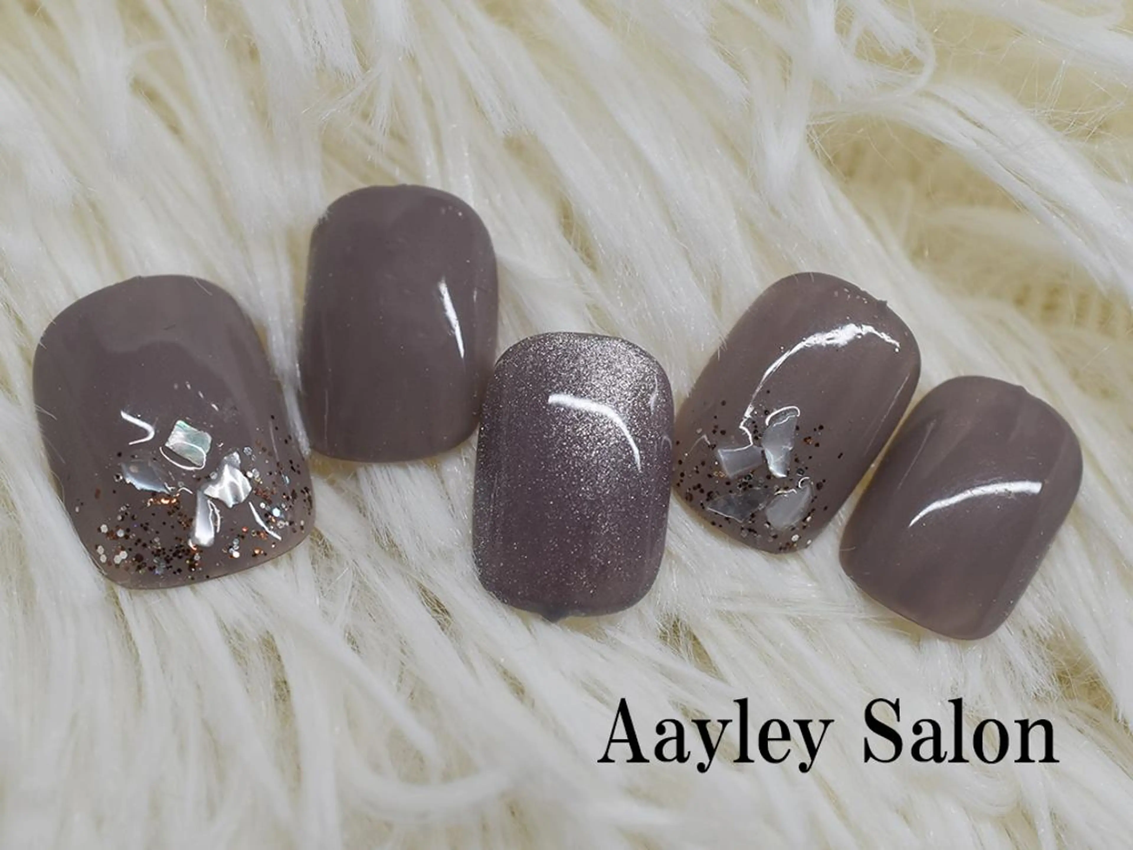 ショート カラー ネイル Aayley(アイリー)Salon所属・Aayley アイリ―サロンのネイルデザイン